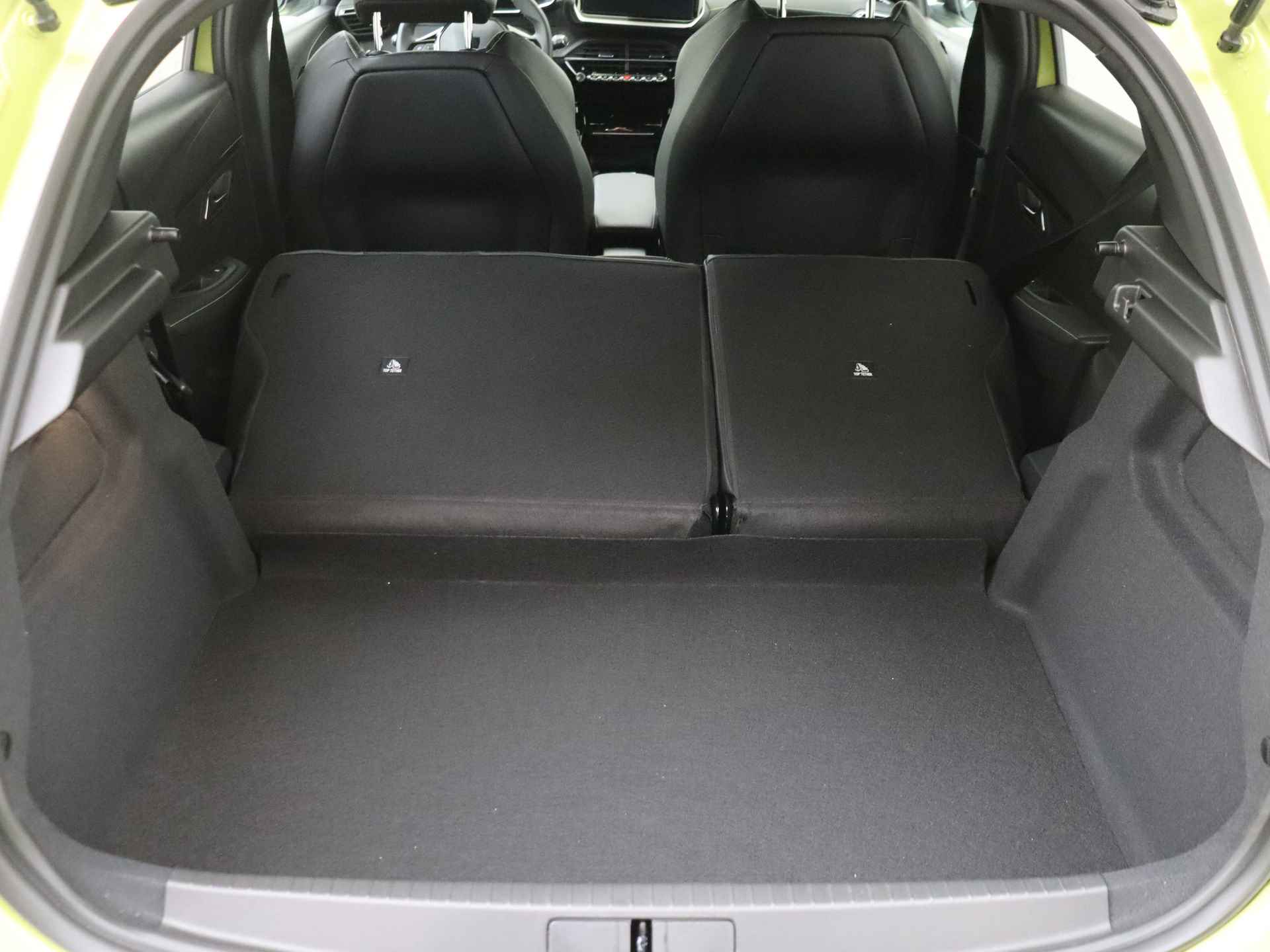 Peugeot e-208 EV GT 51 kWh | Leer/alcantara | Apple CP/Android Auto | Stoelverwarming | DAB+ | Beschikbaar v.a. juli | Oplopende km.stand | - 39/44