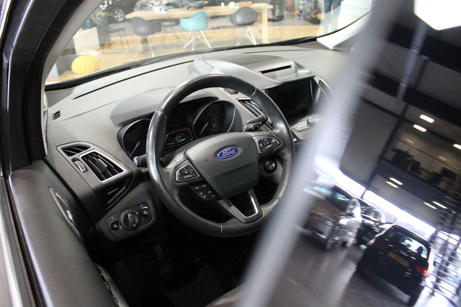 Ford C-MAX 1.0 Titanium | Navigatie | Achteruitrijcamera | - 6/22