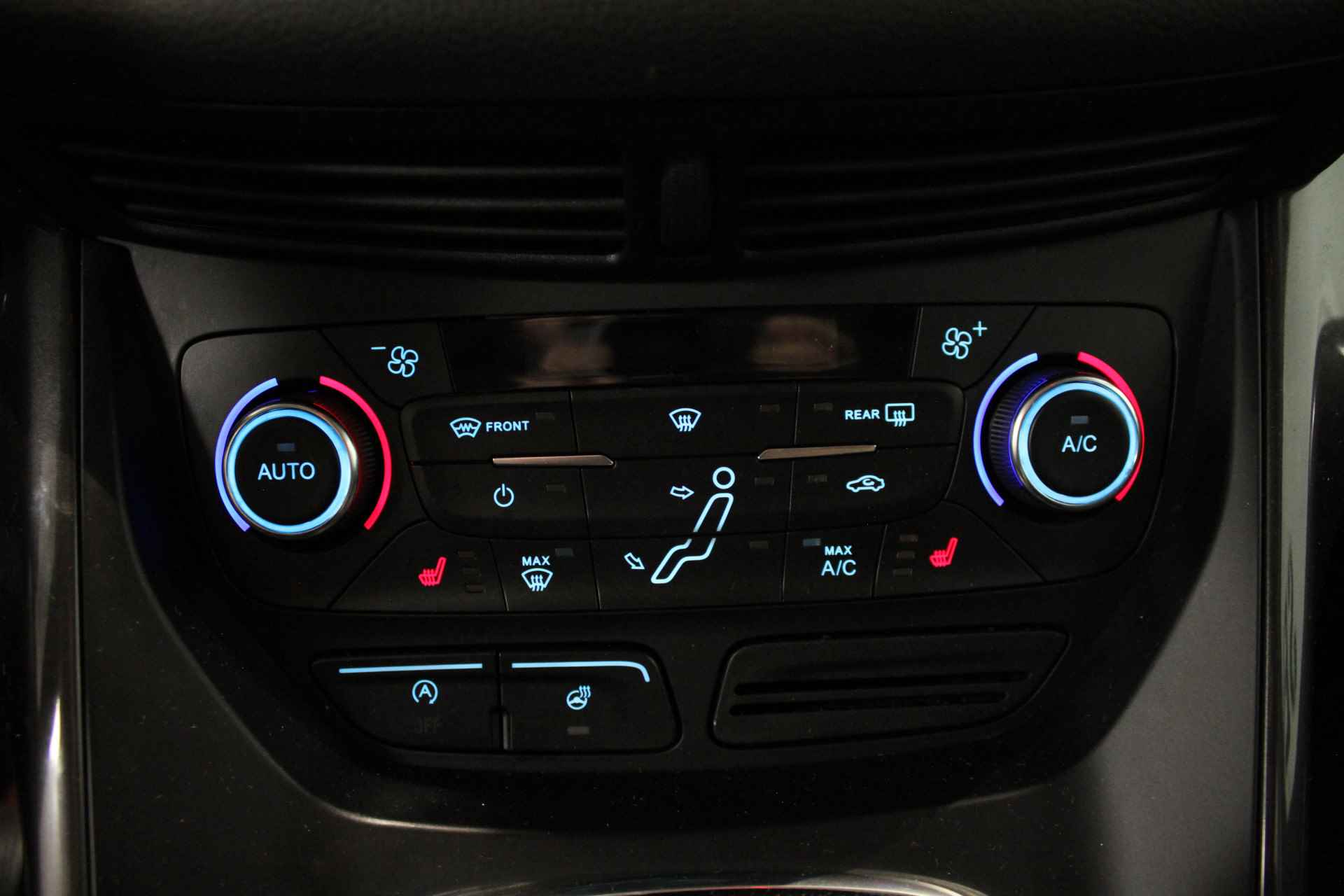 Ford C-MAX 1.0 Titanium | Navigatie | Achteruitrijcamera | - 12/22