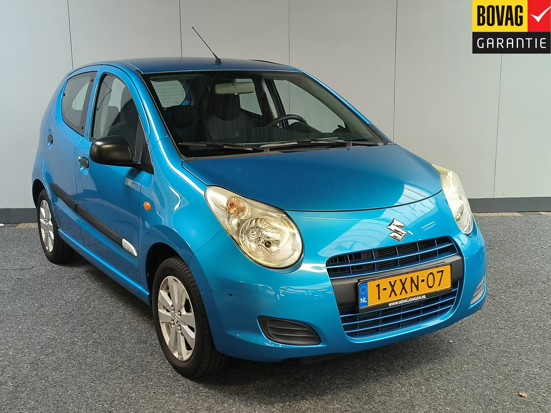 Suzuki Alto 1.0 Celebration EASSS uit 2014 Rijklaar + 12 maanden Bovag-garantie Henk Jongen Auto's in Helmond,  al 50 jaar service zoals 't hoort!