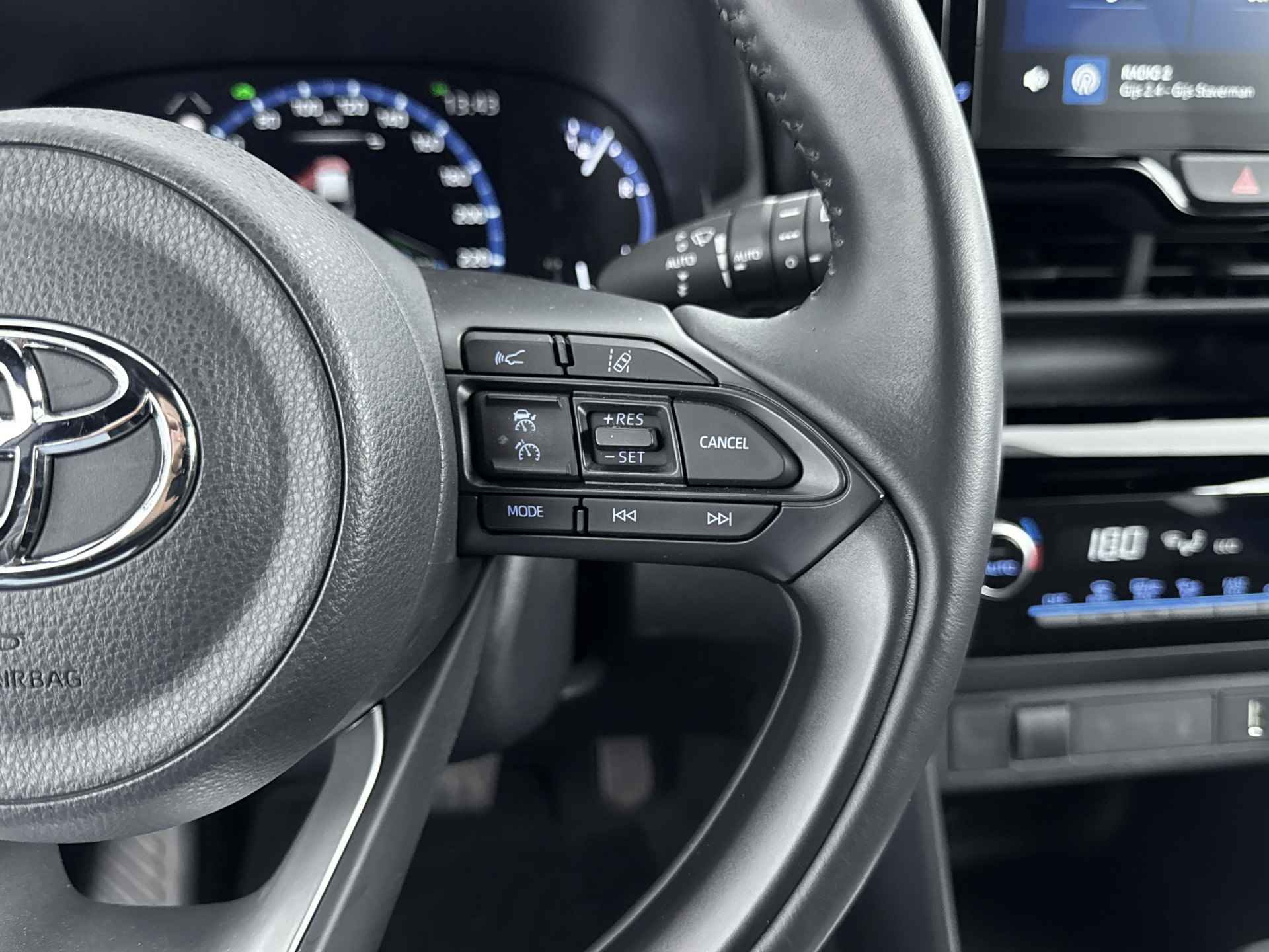 Toyota Yaris Cross 1.5 Hybrid First Edition | Trekhaak | Apple Carplay & Andoid Auto | Navigatie | - 22/40