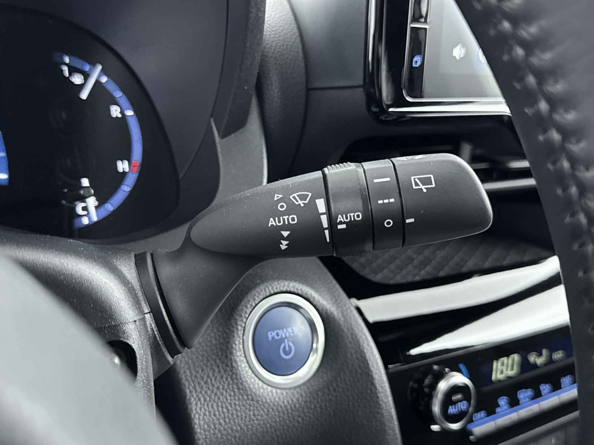 Toyota Yaris Cross 1.5 Hybrid First Edition | Trekhaak | Apple Carplay & Andoid Auto | Navigatie | - 24/40