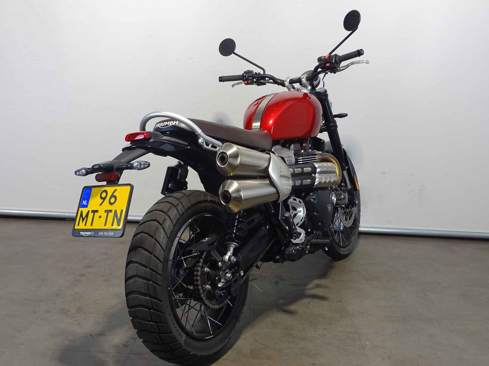 Triumph SCRAMBLER 1200 X - 9/9