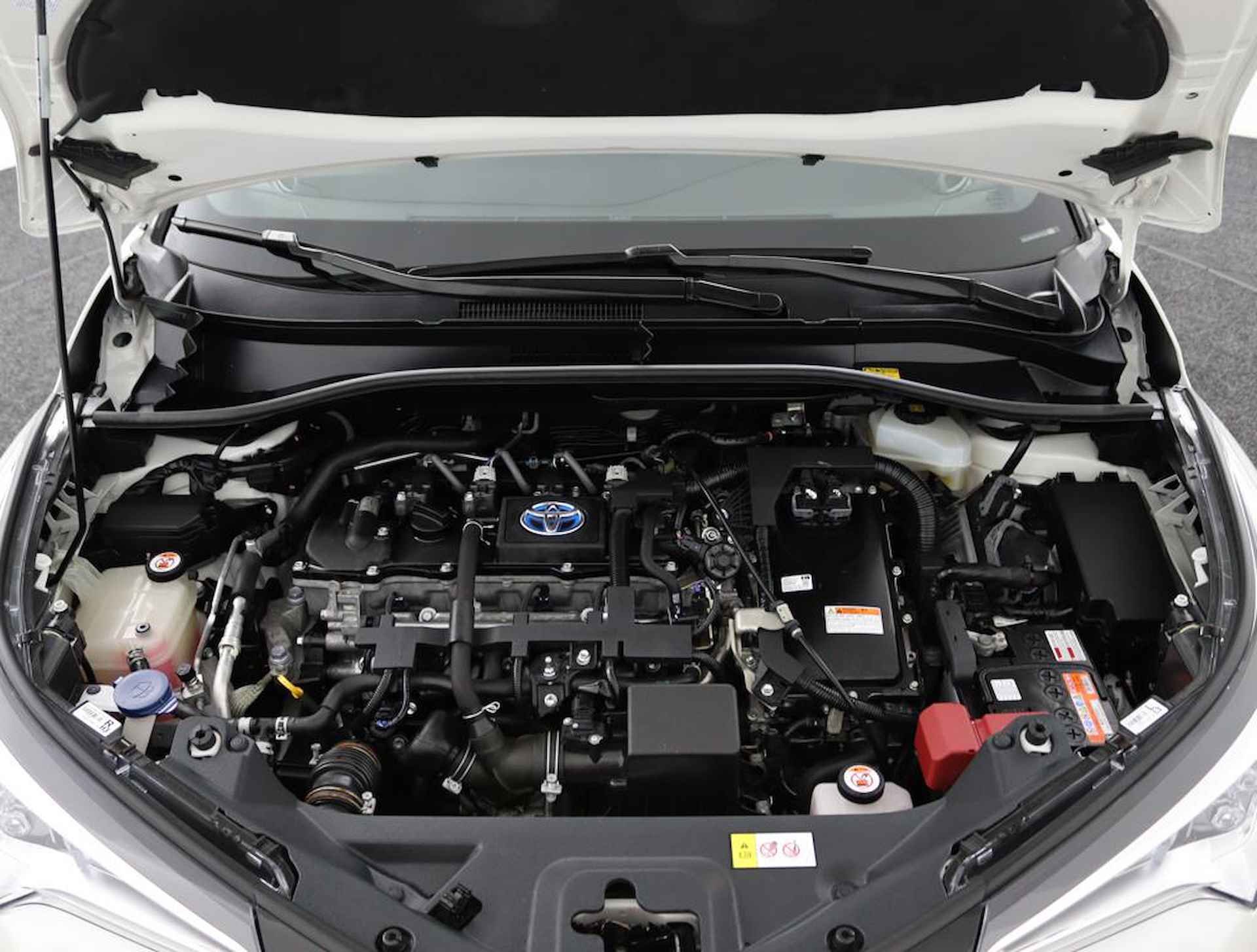 Toyota C-HR 1.8 Hybrid Style | Origineel Nederlands | JBL | Dodehoek Detectie | Parelmoer Wit | Navigatie | Parkeersensoren Rondom | - 46/61