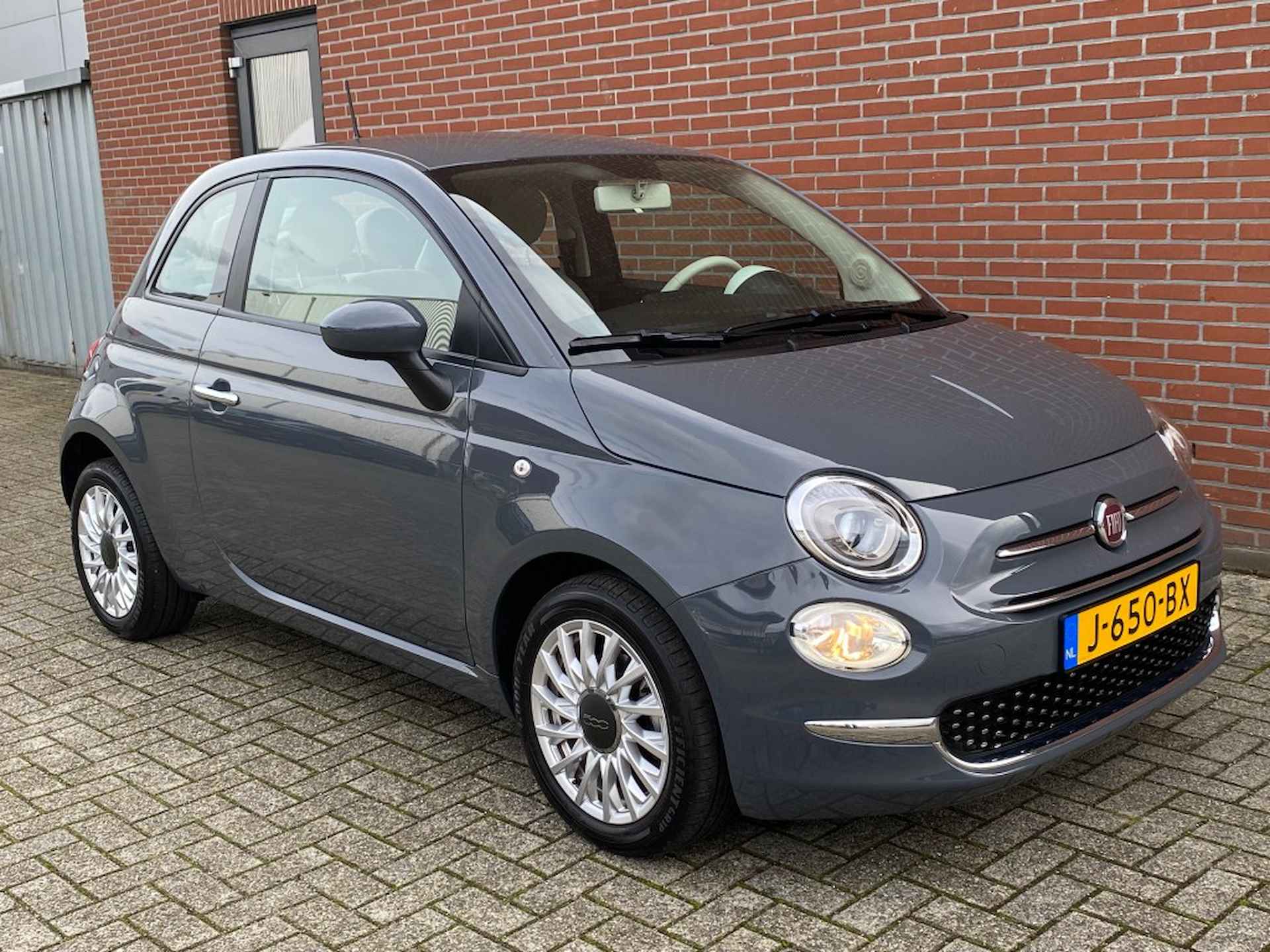 FIAT 500 1.0 HYBR. LOUNGE CARPLAY CRUISE DAB LMV - 22/25