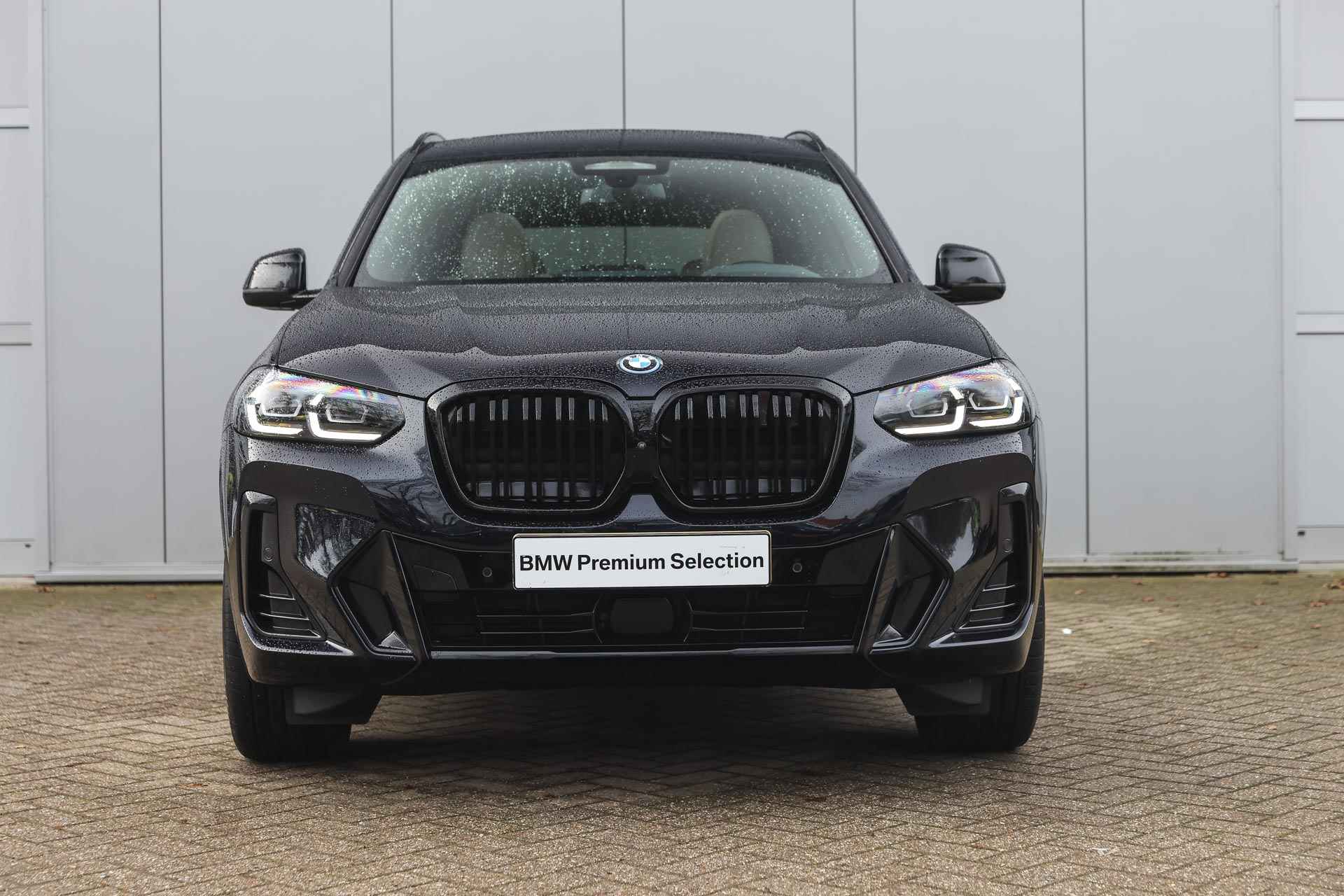 BMW iX3 High Executive / Trekhaak / Sportstoelen / Stoelverwarming / Adaptieve LED / Harman Kardon / Head-Up / Parking Assistant Plus / Live Cockpit Professional - 7/41