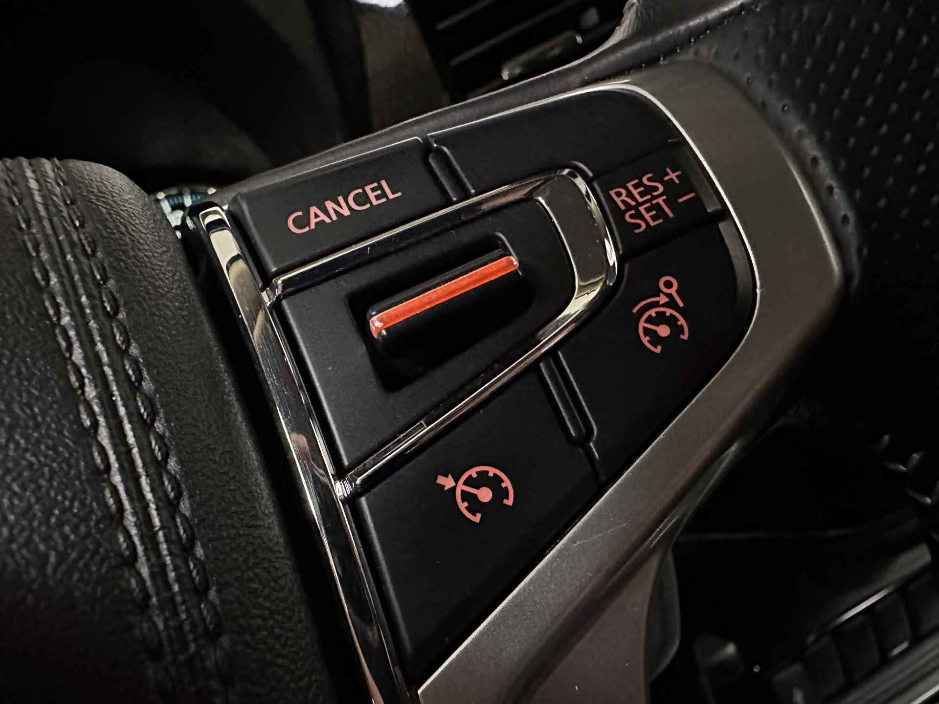 Mitsubishi Outlander 2.4 PHEV Intense Plug In Hybrid Dealer O.H PHEV | Trekhaak Afn. | Camera | Apple Carplay | Keyless |  Stoelverwarming | DAB | Cruise Control | - 29/37