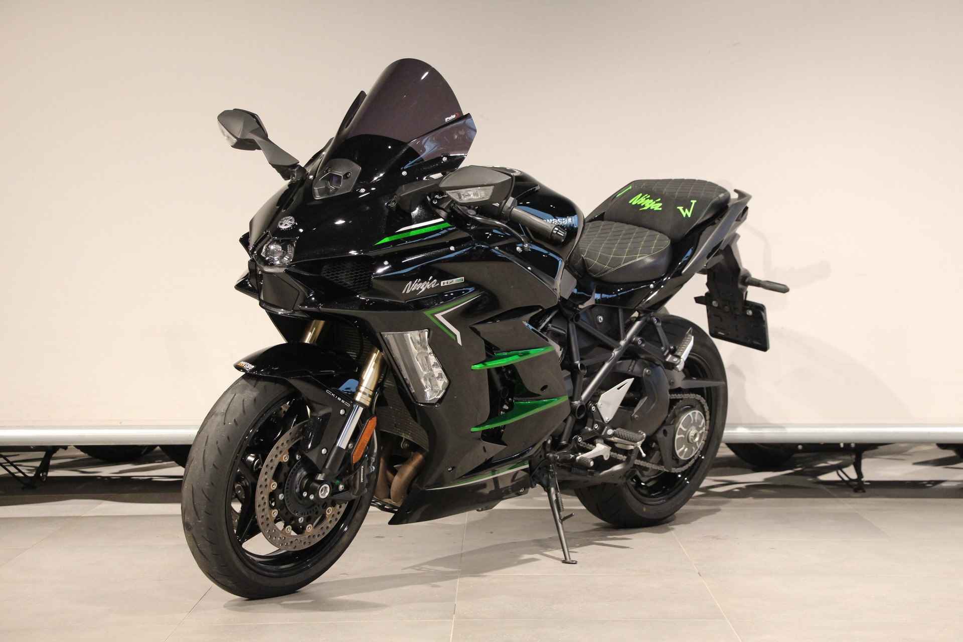 Kawasaki NINJA H2 SX - 4/16