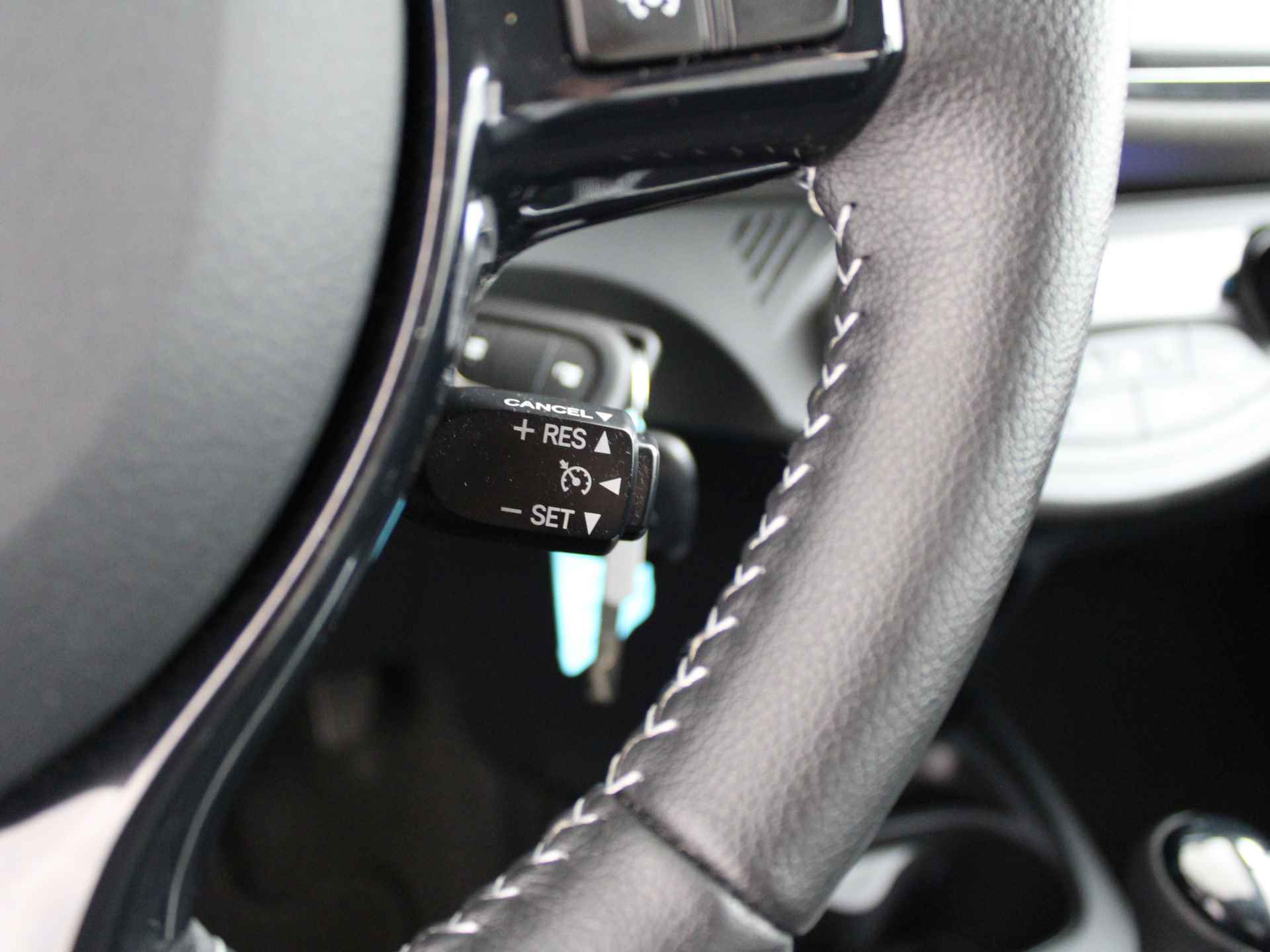 Toyota Yaris 1.5 VVT-i Active | Camera | Climate Control | Bluetooth | - 25/43