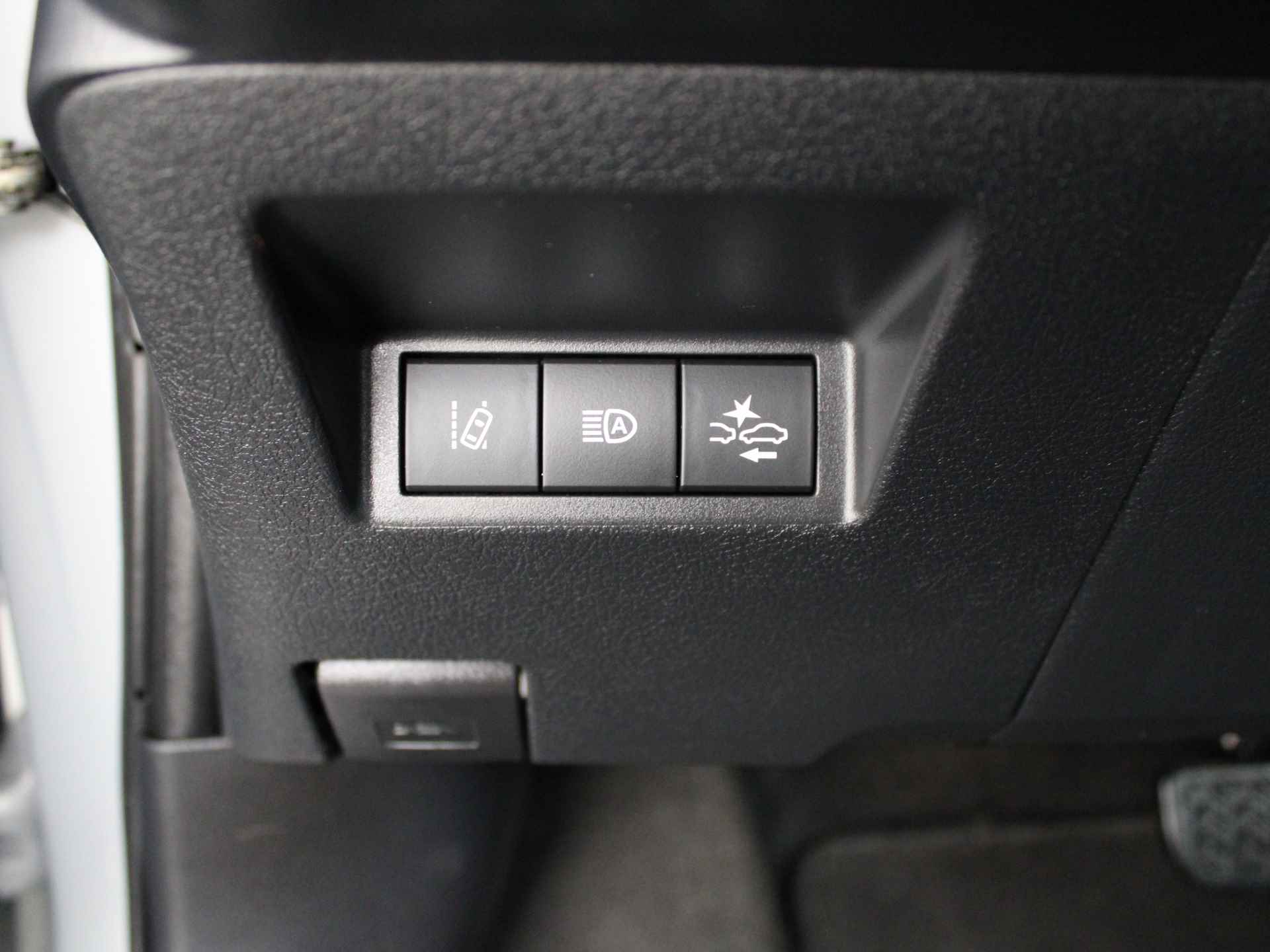 Toyota Yaris 1.5 VVT-i Active | Camera | Climate Control | Bluetooth | - 34/43