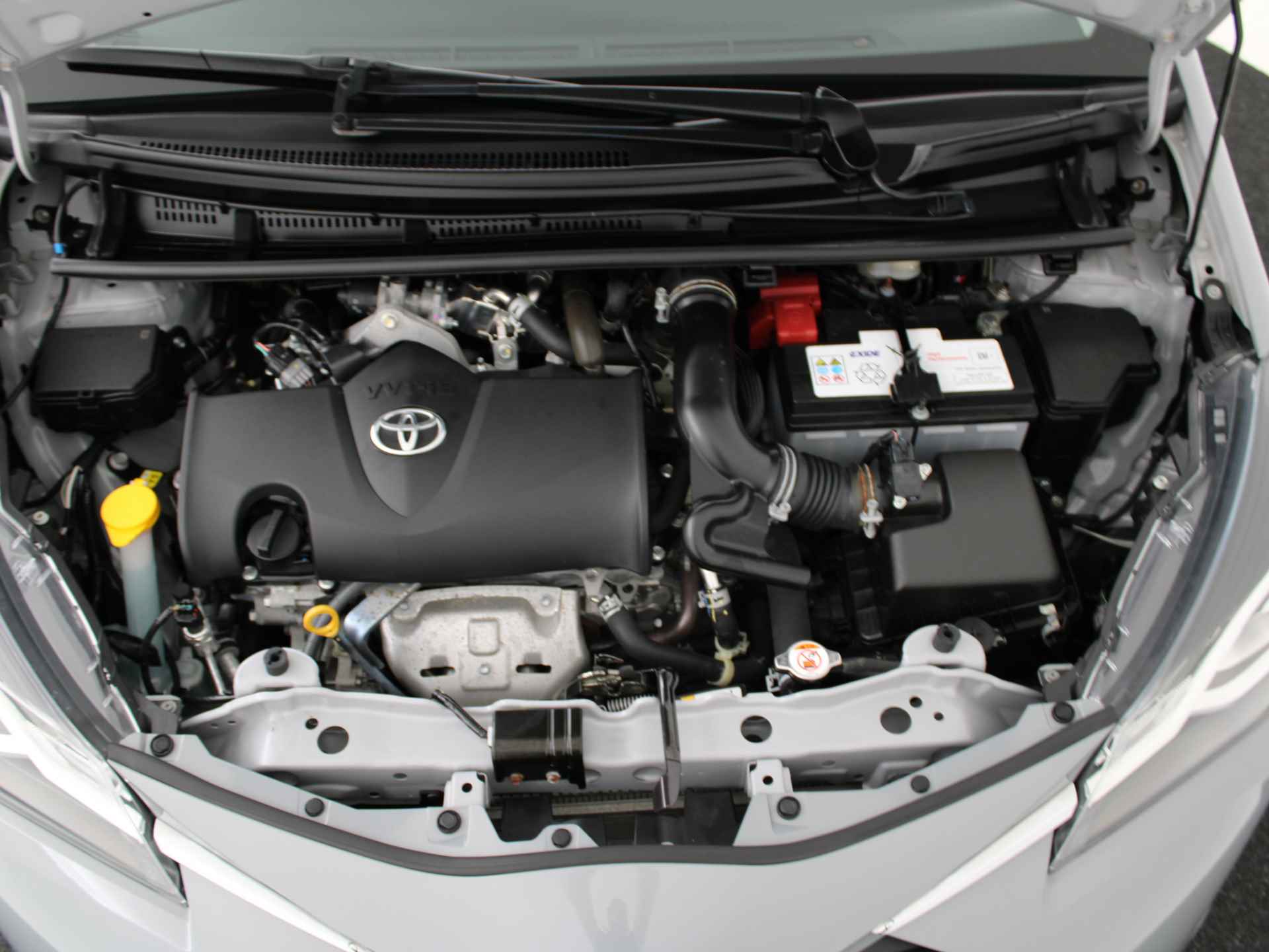 Toyota Yaris 1.5 VVT-i Active | Camera | Climate Control | Bluetooth | - 40/43