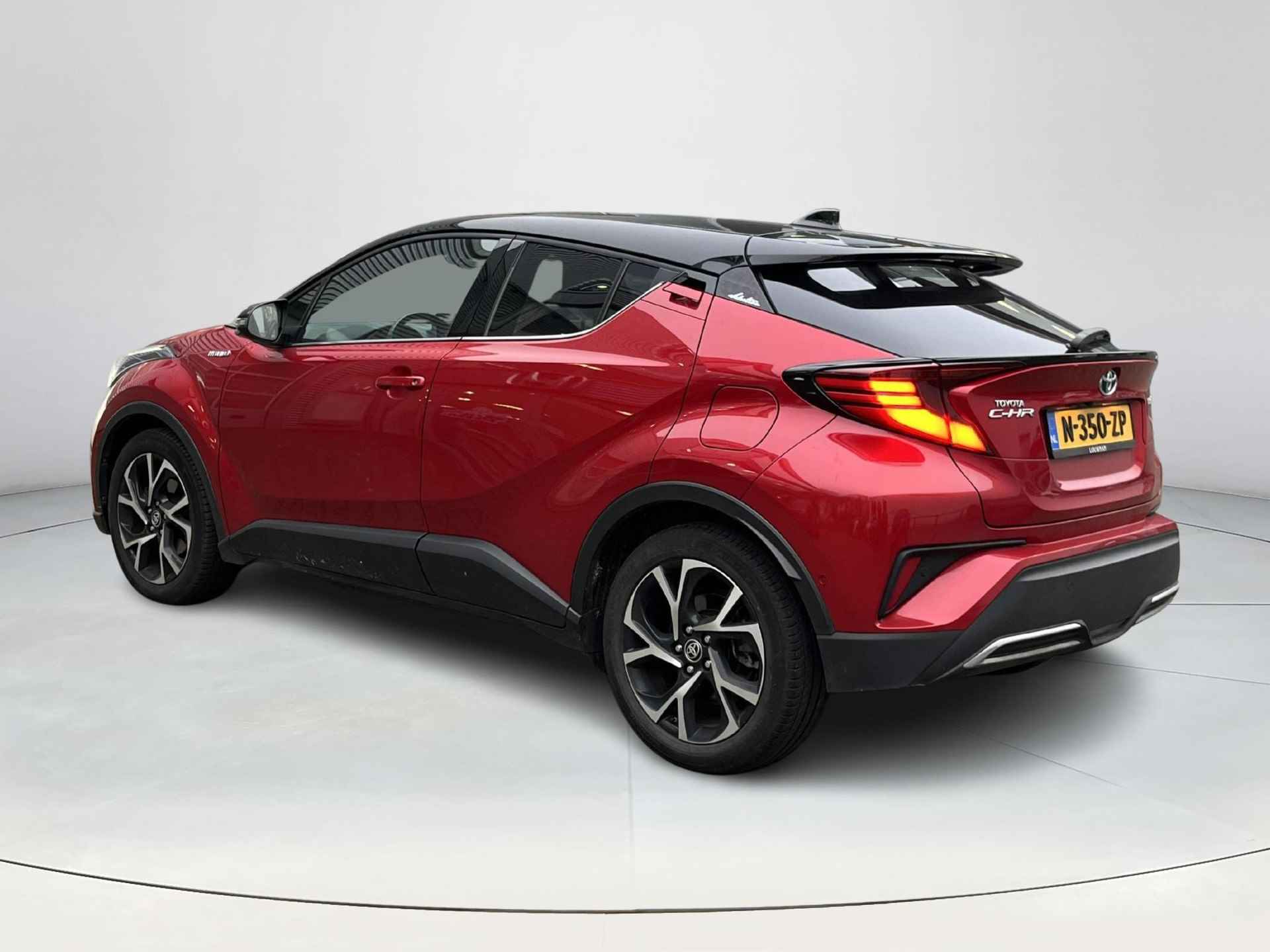 Toyota C-HR 2.0 Hybrid Bi-Tone |financieringsaanbod 5,99%| - 5/16