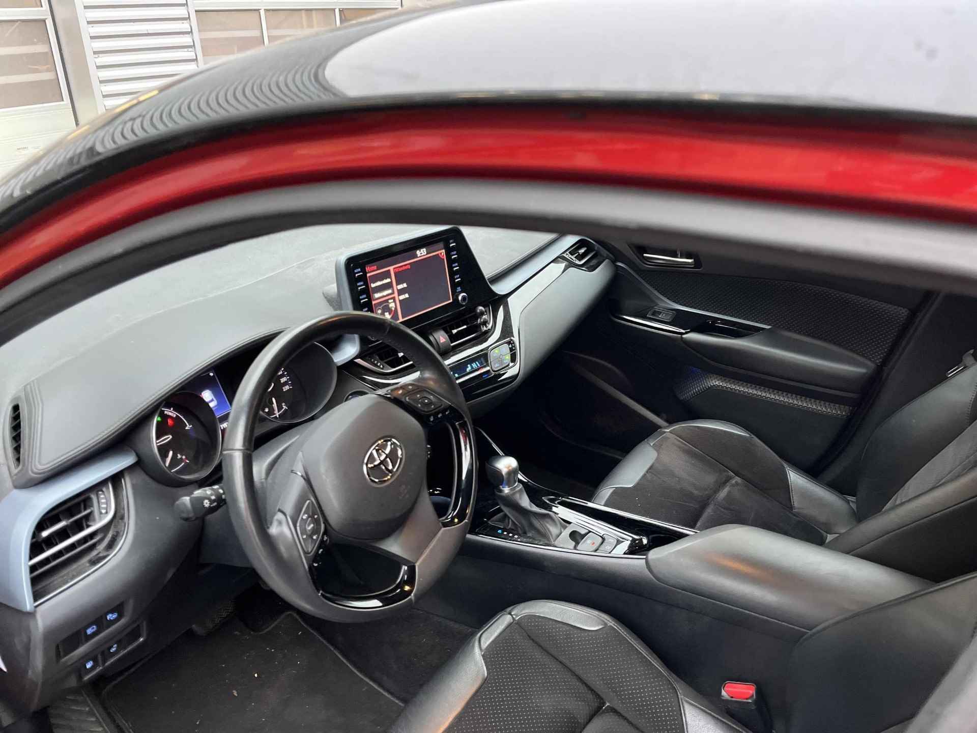 Toyota C-HR 2.0 Hybrid Bi-Tone |financieringsaanbod 5,99%| - 9/16