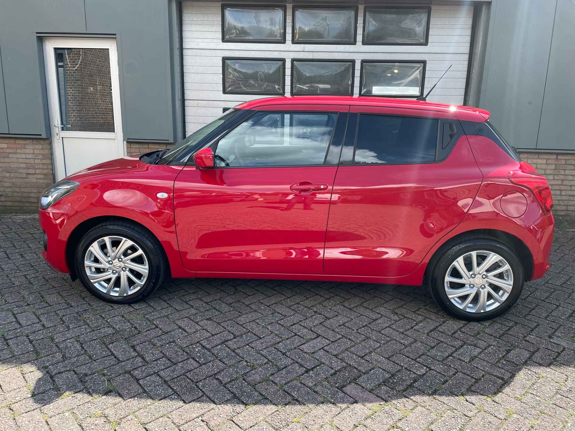 Suzuki SWIFT 1.2 Select Smart Hybrid Automaat - 2/16