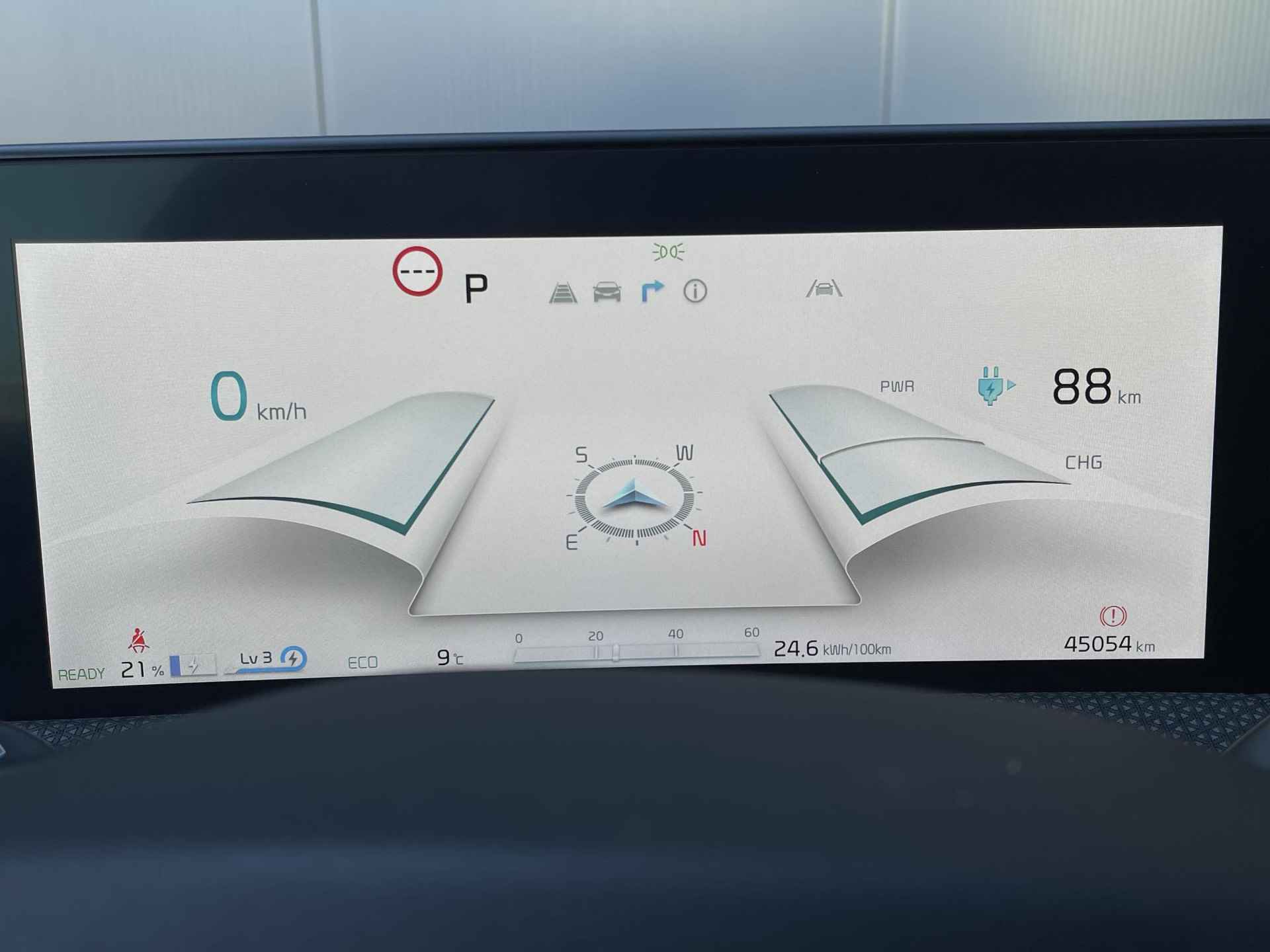 Kia EV6 Plus Advanced 77.4 kWh | Navi | Clima | Camera | Stoelverwarming & -verkoeling | Apple Carplay & Android Auto | Fabrieksgarantie t/m 04-2032 - 14/39