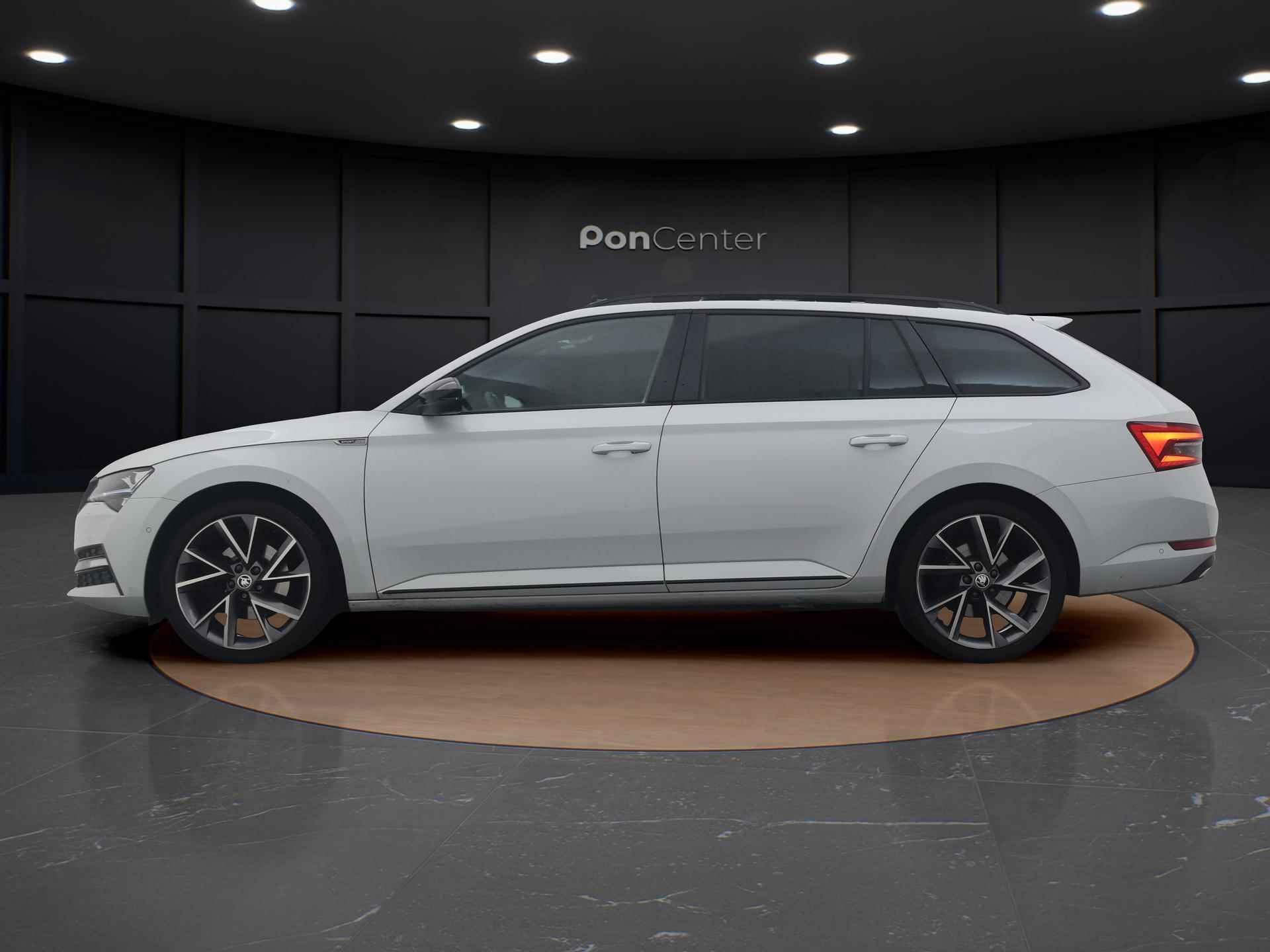 Skoda Superb Combi 1.4 TSI iV Sportline Business | NIEUW BINNEN | Pano dak | Navigatie | Stoelverwarming | LED | ACC | - 2/10