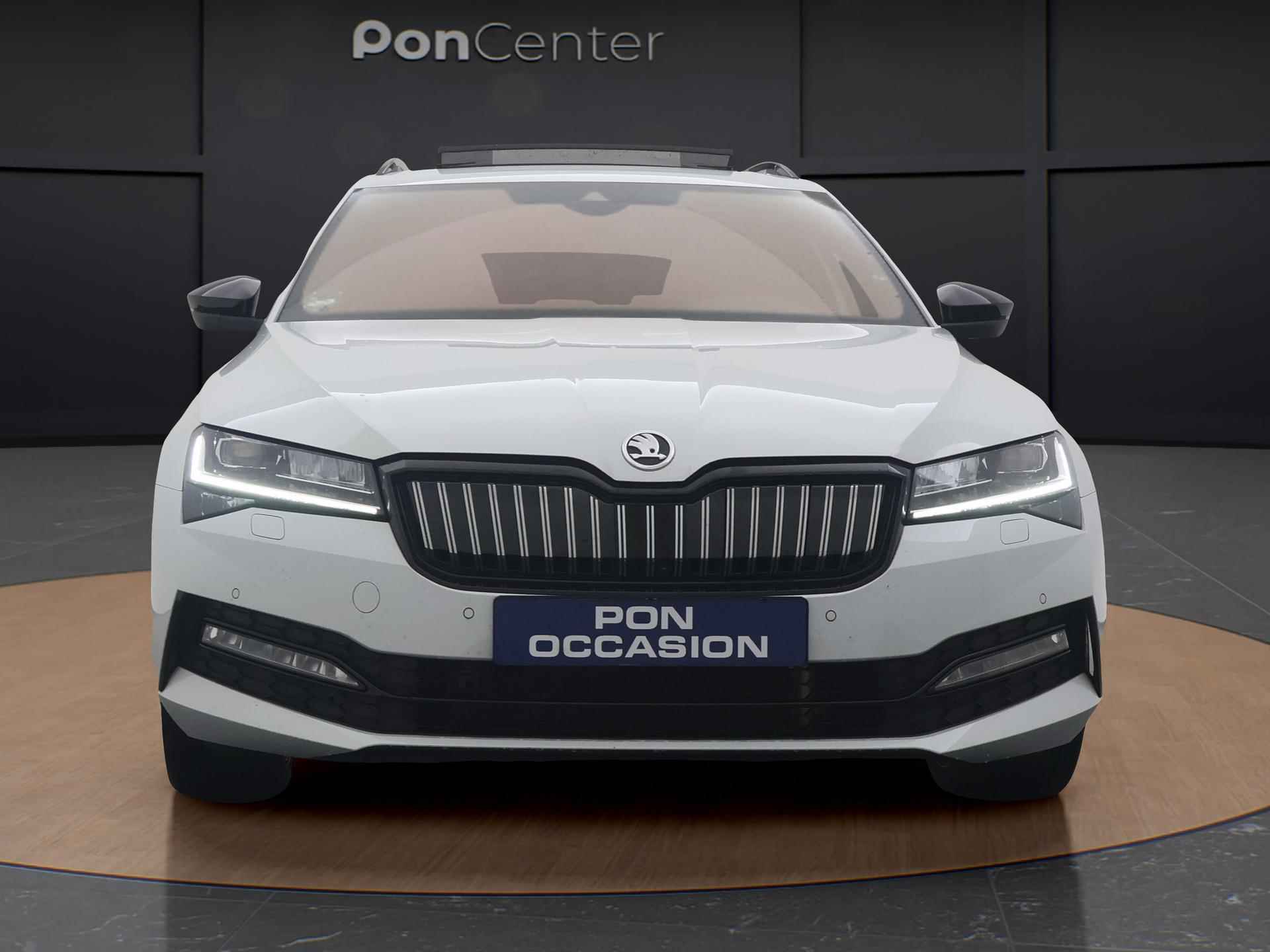 Skoda Superb Combi 1.4 TSI iV Sportline Business | NIEUW BINNEN | Pano dak | Navigatie | Stoelverwarming | LED | ACC | - 4/10