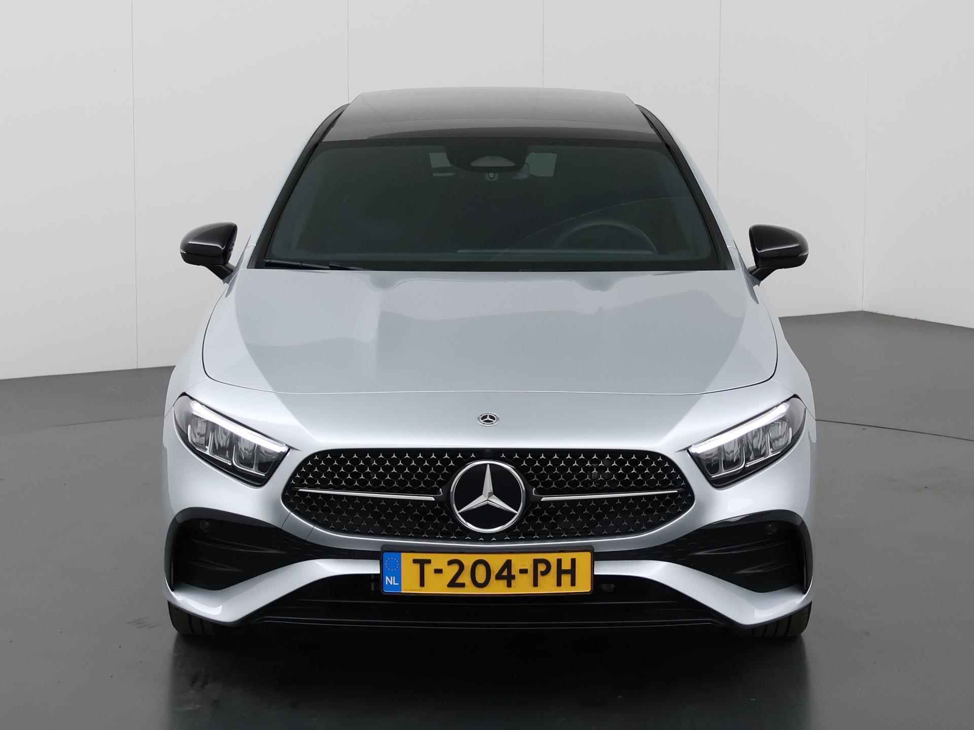 Mercedes-Benz A-klasse 250 e AMG Line | Facelift | Panoramadak | Sfeerverlichting | Stoelverwarming | Nightpakket | LED koplampen| - 4/46