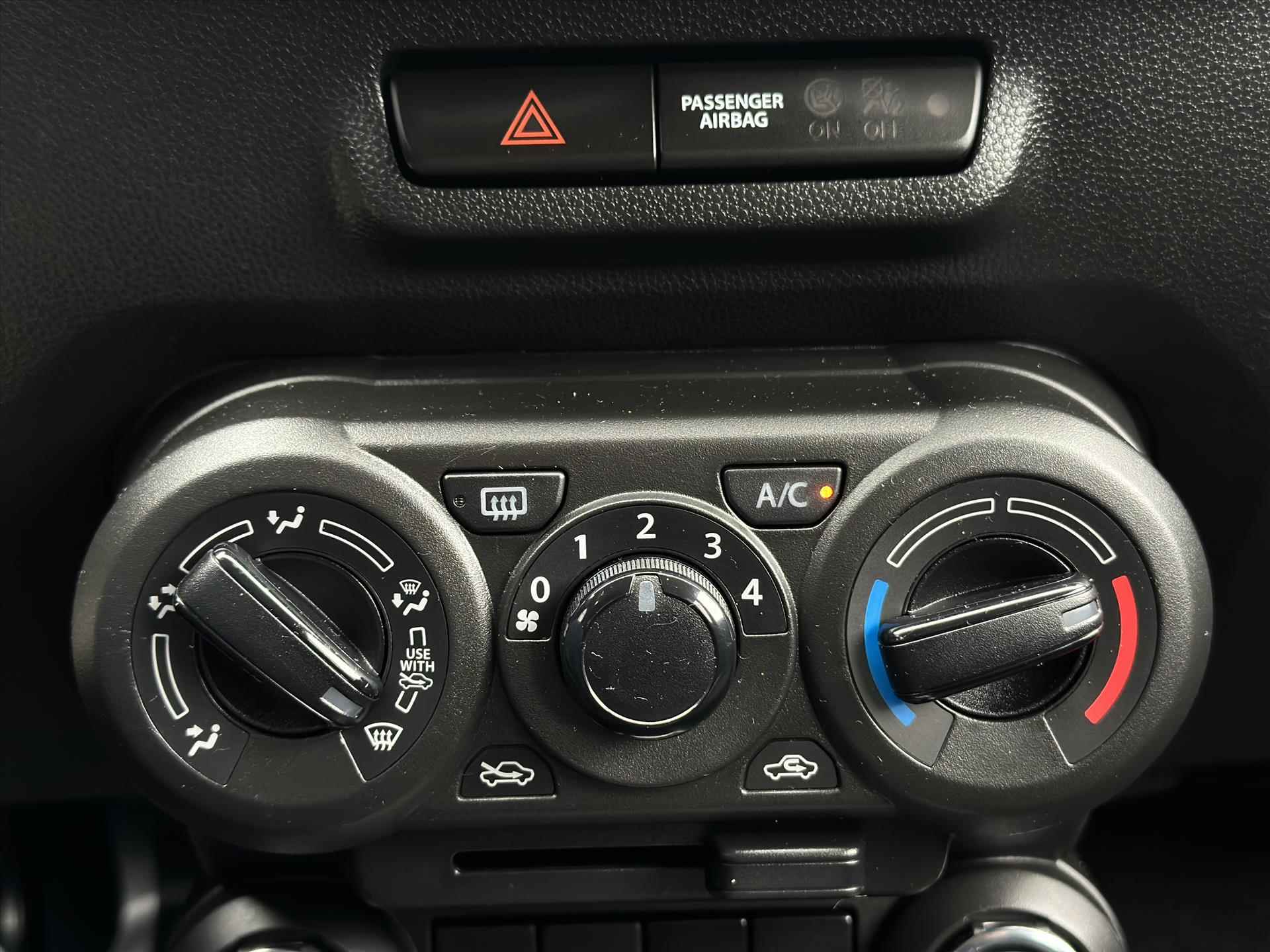 Suzuki Ignis 1.2 Smart Hybrid 83pk CVT Select Automaat - 27/31