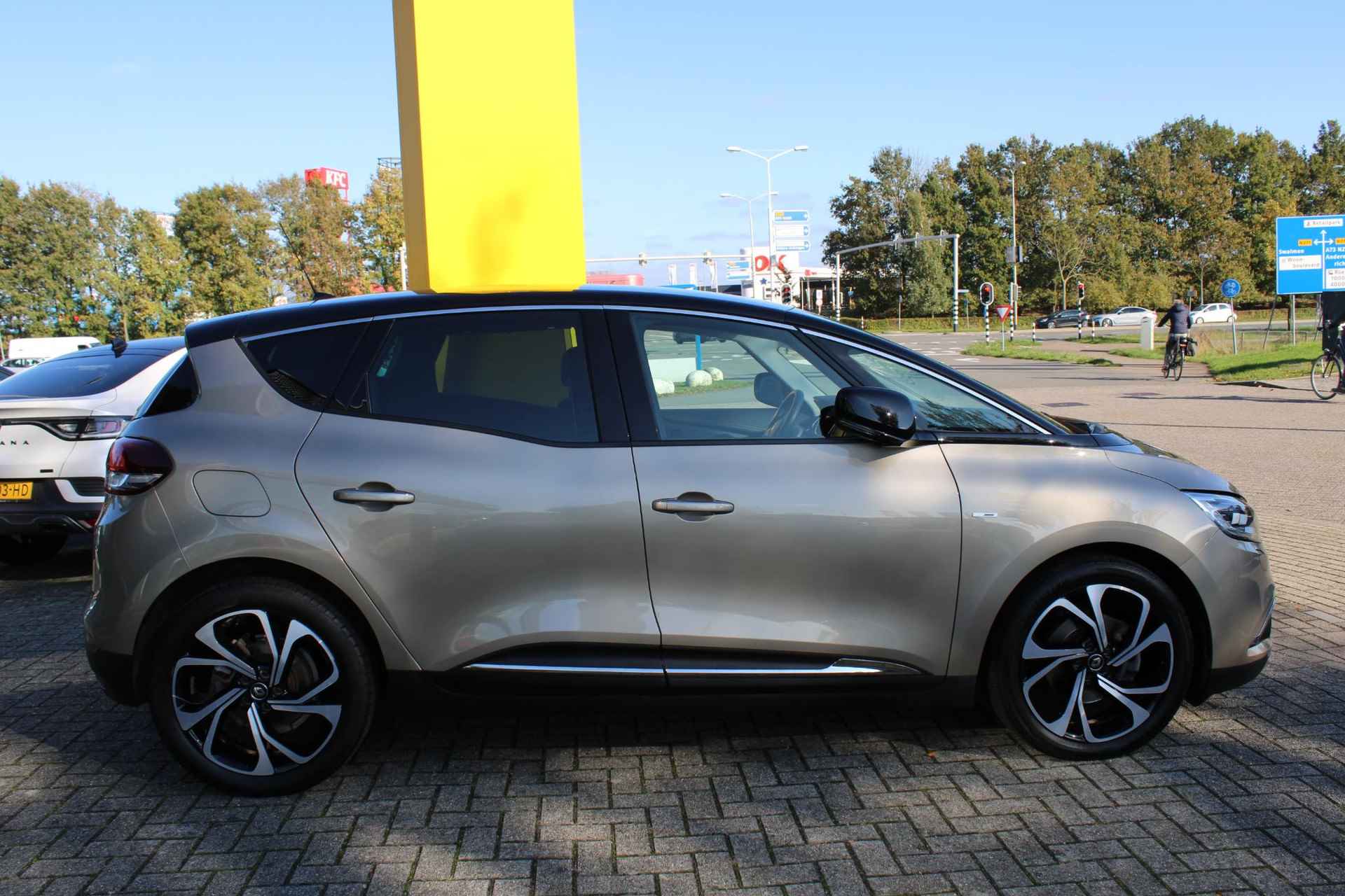 Renault Scénic TCe 130 Bose | Dealer-onderhouden | Aantoonbare km-historie - 9/19