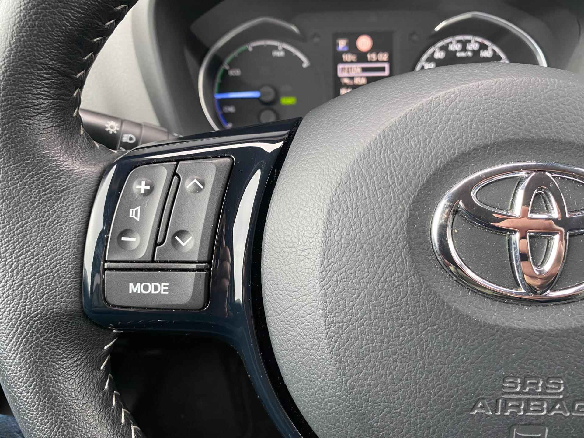 Toyota Yaris 1.5 Hybrid Automaat | Rijklaar | Xenon | Camera | Garantie tot 27-04-2028 - 20/36
