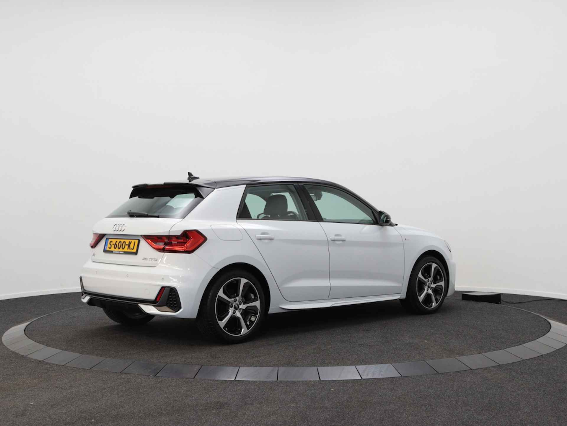 Audi A1 Sportback 25 TFSI S-Edition | Carplay | Virtual Cockpit | DAB | - 8/47