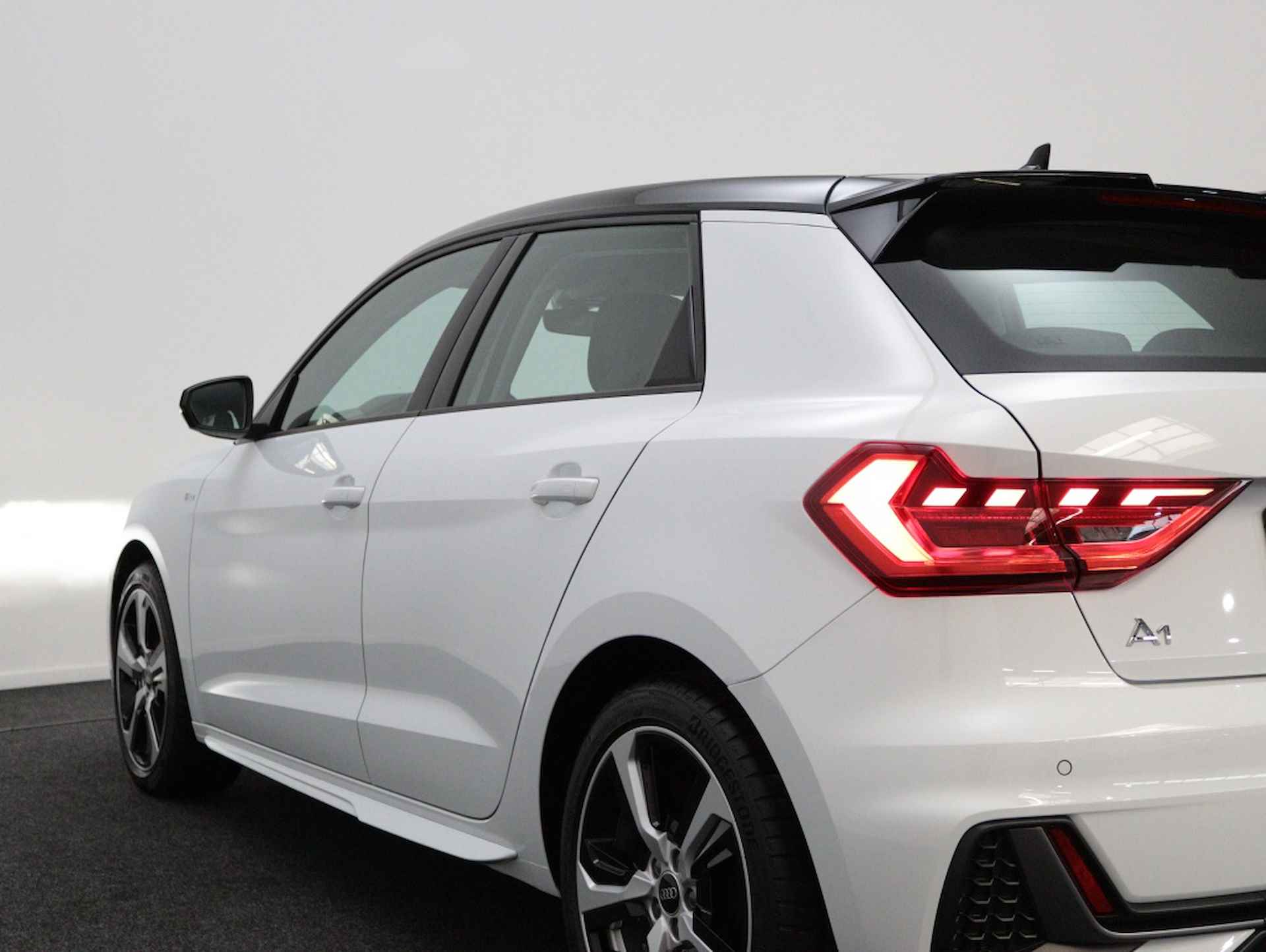 Audi A1 Sportback 25 TFSI S-Edition | Carplay | Virtual Cockpit | DAB | - 19/47