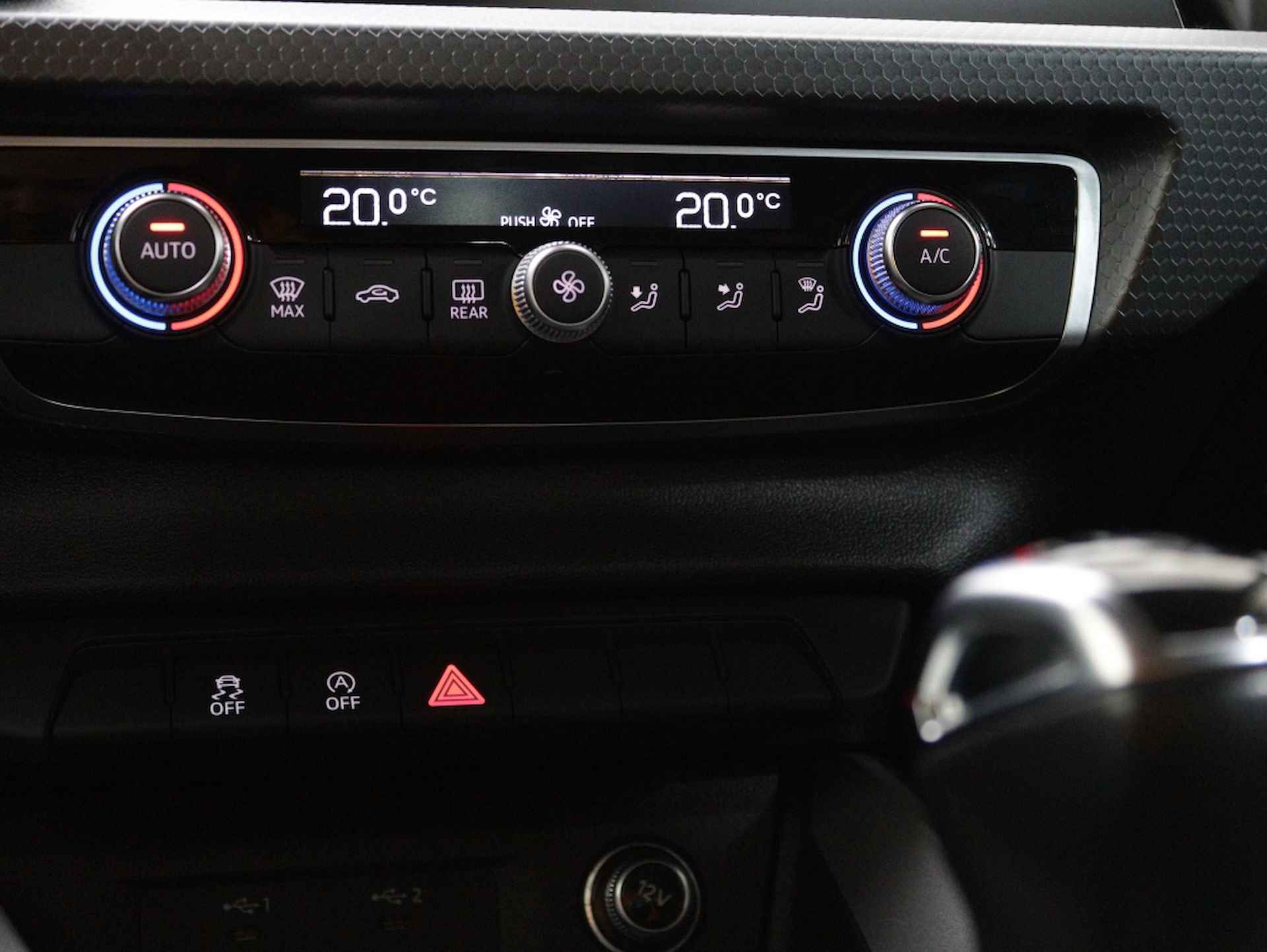 Audi A1 Sportback 25 TFSI S-Edition | Carplay | Virtual Cockpit | DAB | - 38/47