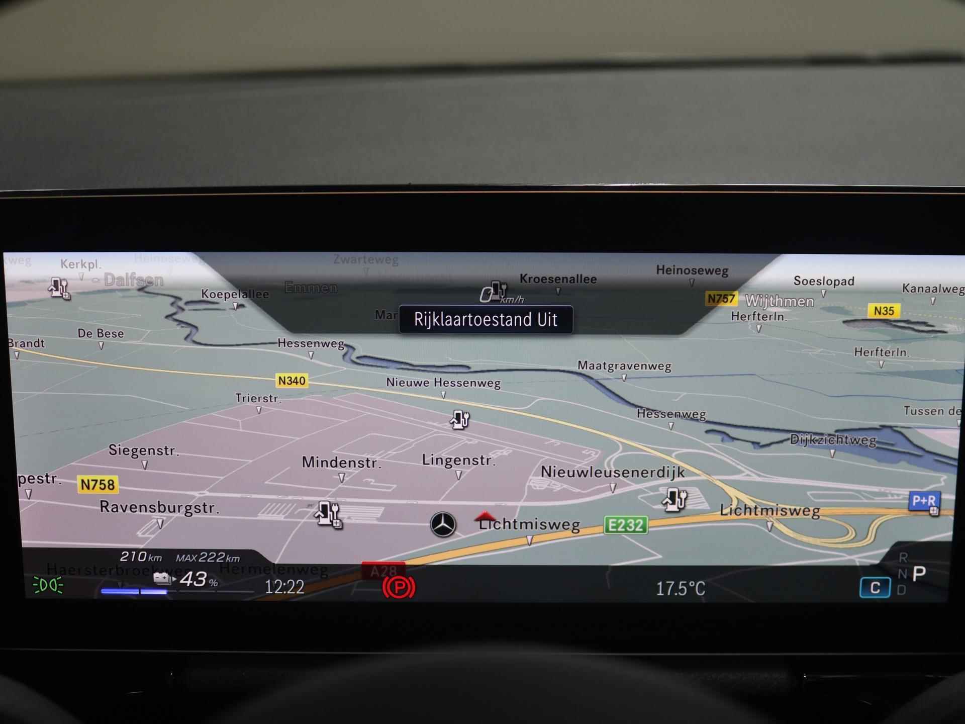 Mercedes-Benz EQA 250+ AMG Line 71 kWh | DAB + | Stoelverwarming | Achteruitrijcamera | Keyless go | Smartphone-integratie | - 16/30