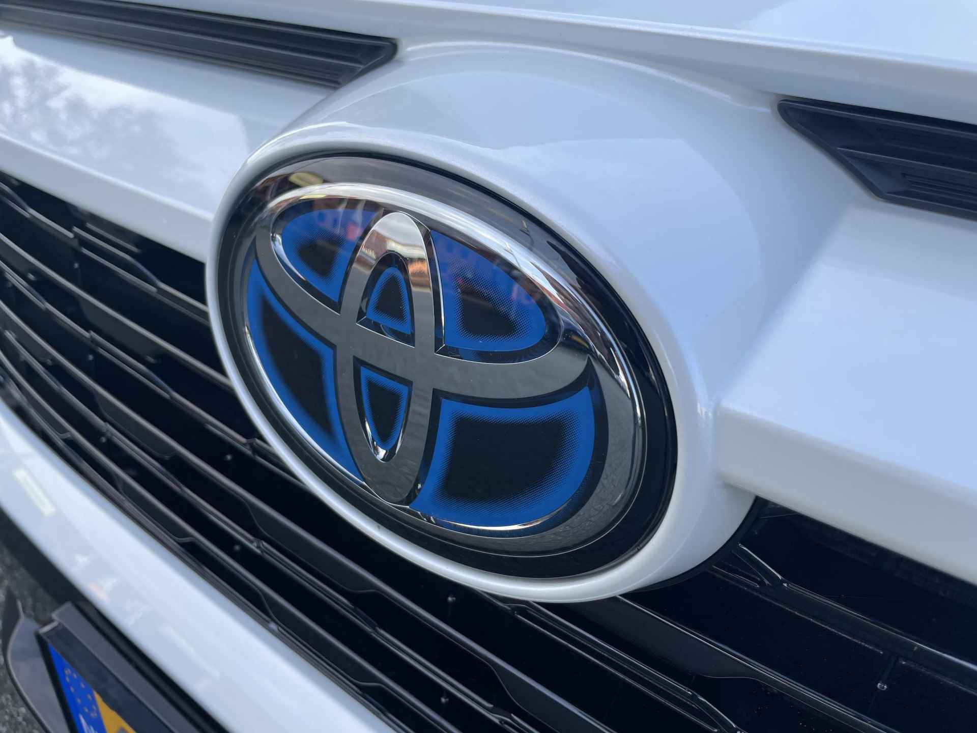 Toyota RAV4 2.5 Hybrid Bi-Tone Trekhaak - 36/40