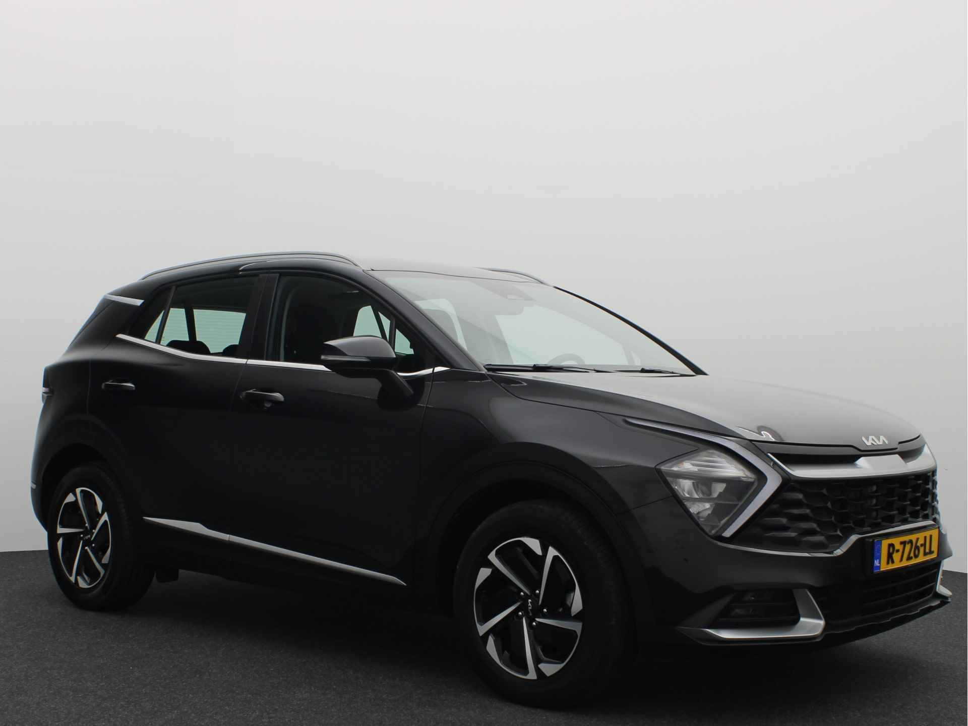 Kia Sportage 1.6 T-GDi Hybrid DynamicLine 180PK / AUTOMAAT / CAMERA / CARPLAY / NAVI / CLIMA / PDC / ACC / NL-AUTO - 17/48