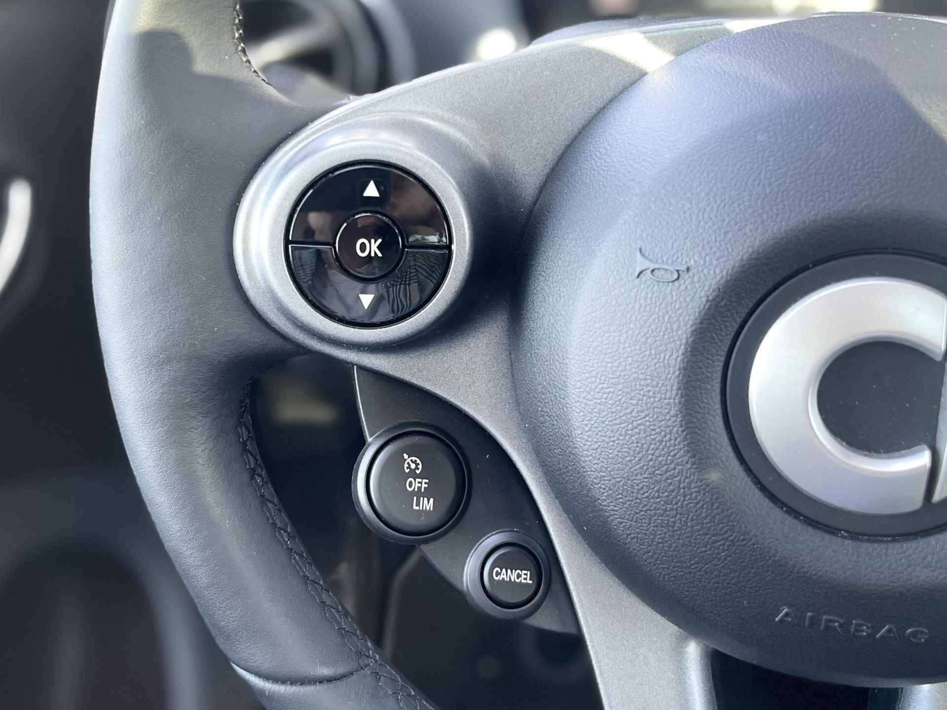 Smart ForFour EQ Comfort Plus | Panoramadak | Apple CarPlay | Sfeerverlichting | Stoelverwarming | Achteruitrijcamera | Cruise Control | - 17/31