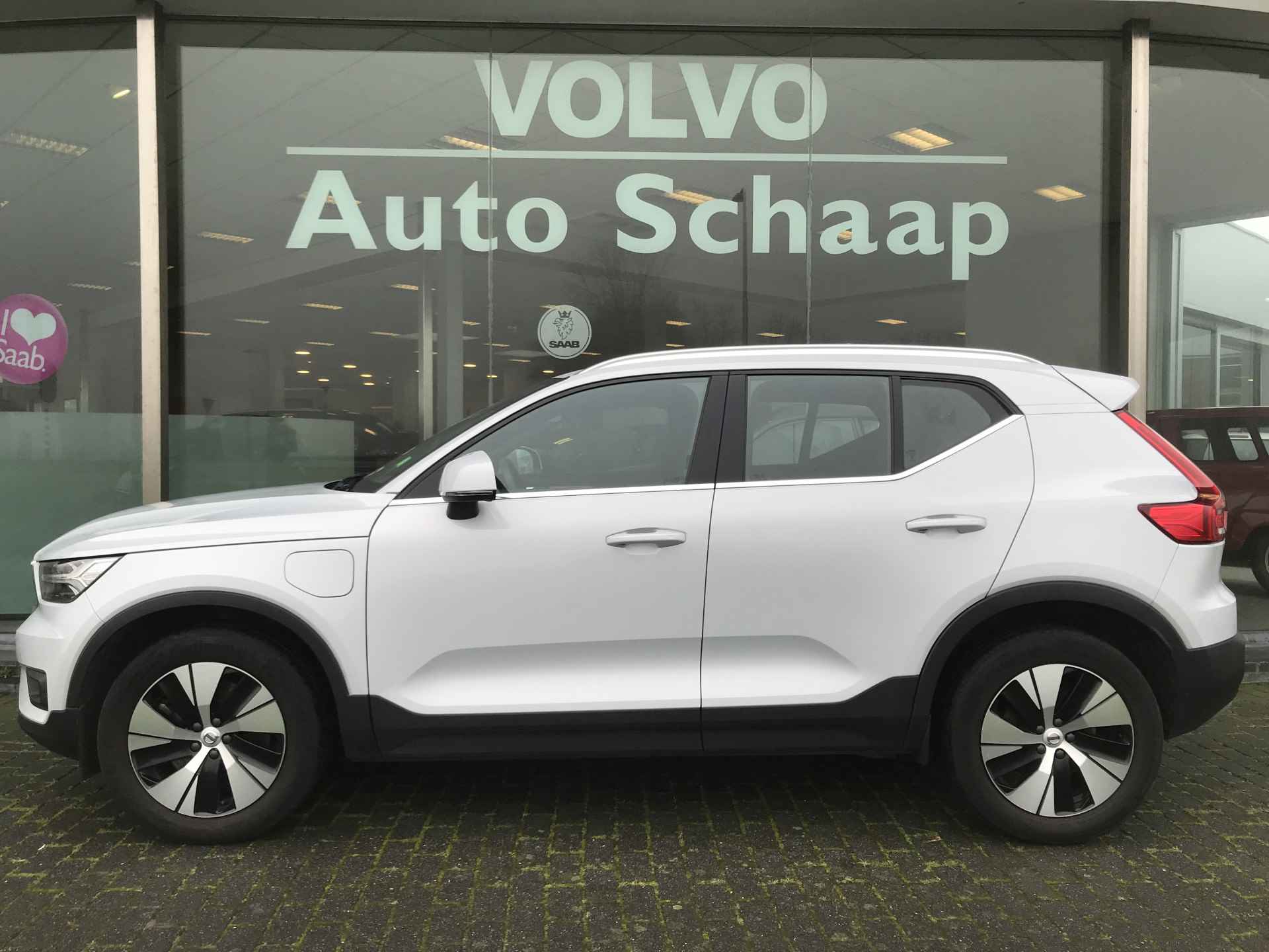 Volvo XC40 1.5 T5 Recharge Business Pro Automaat | Rijklaar incl 12 mnd Bovag | Carplay/Android Auto Keyless On-Call Camera - 2/12