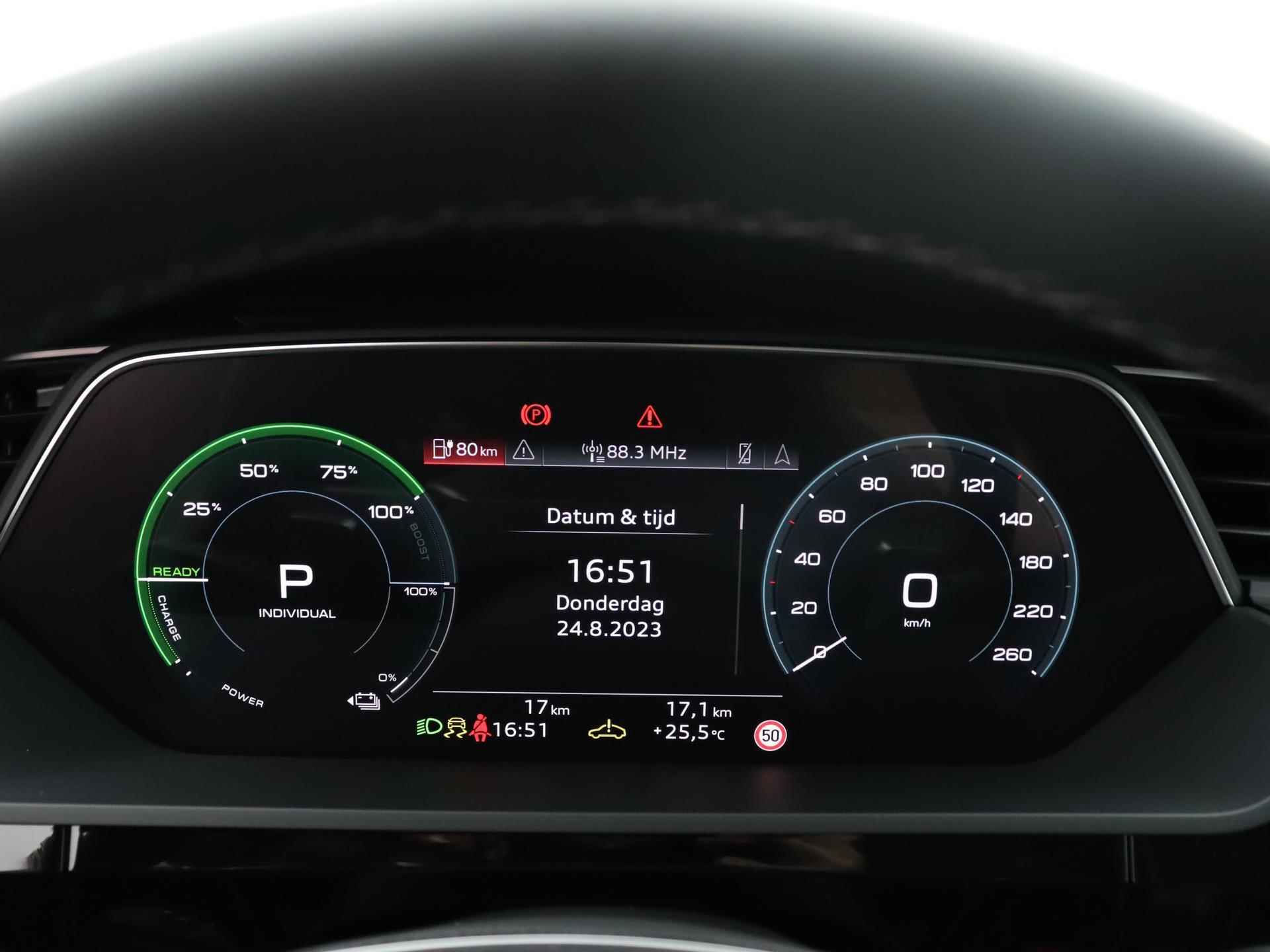 Audi Q8 e-tron 50 quattro Advanced Edition 95 kWh 340 PK | Demo | Fabrieksgarantie | Automaat | Navigatie | Audi virtual cockpit | Audi smartphone interface | Stoelverwarming voor | Climate control | - 13/24