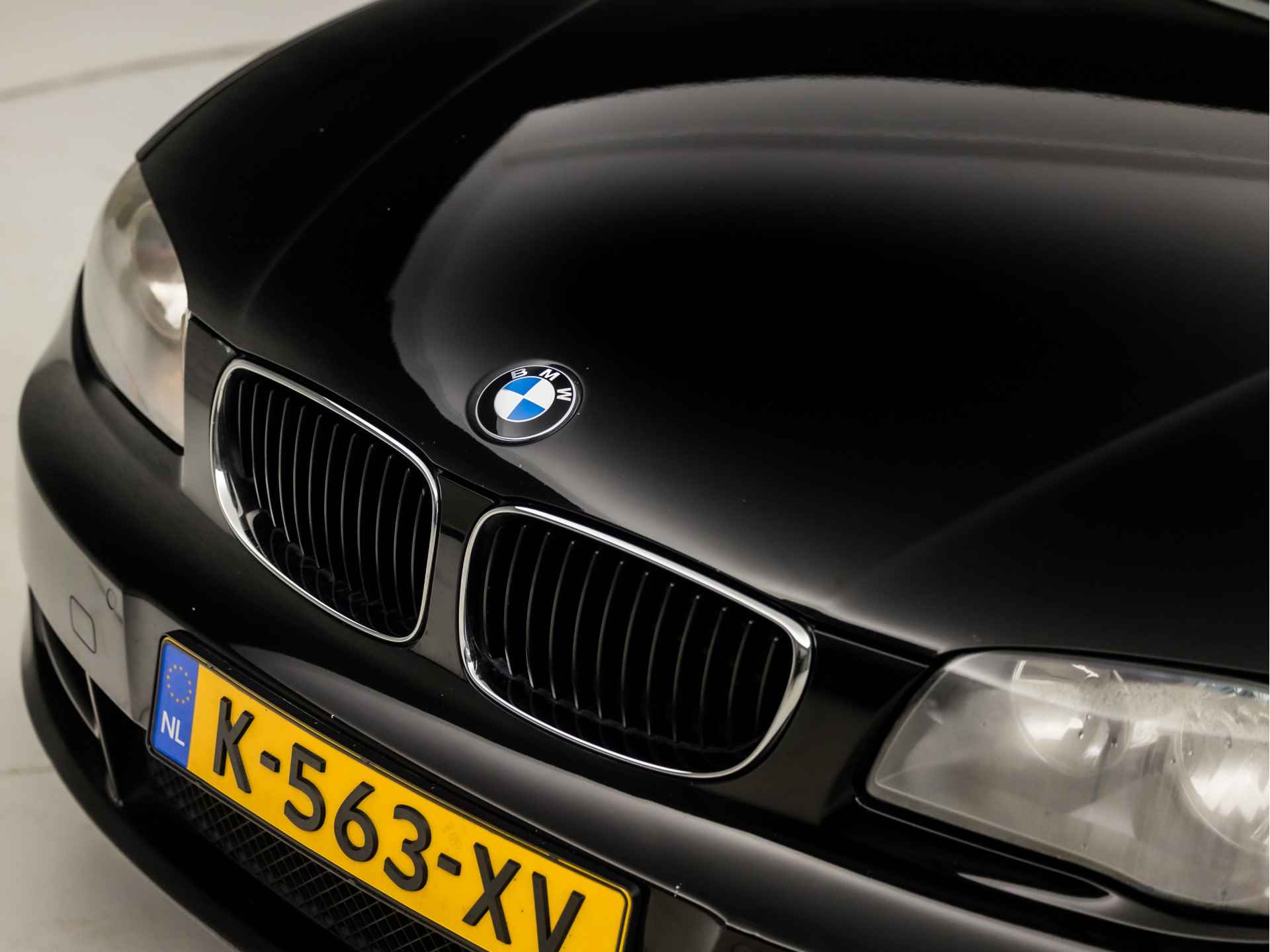 BMW 1 Serie Cabrio 118i Sportline (YOUNGTIMER, NAVIGATIE, STOELVERWARMING, CRUISE, LEDEREN SPORTSTOELEN, PARKEERSENSOREN, NIEUWE APK, LM VELGEN, NIEUWSTAAT) - 25/29