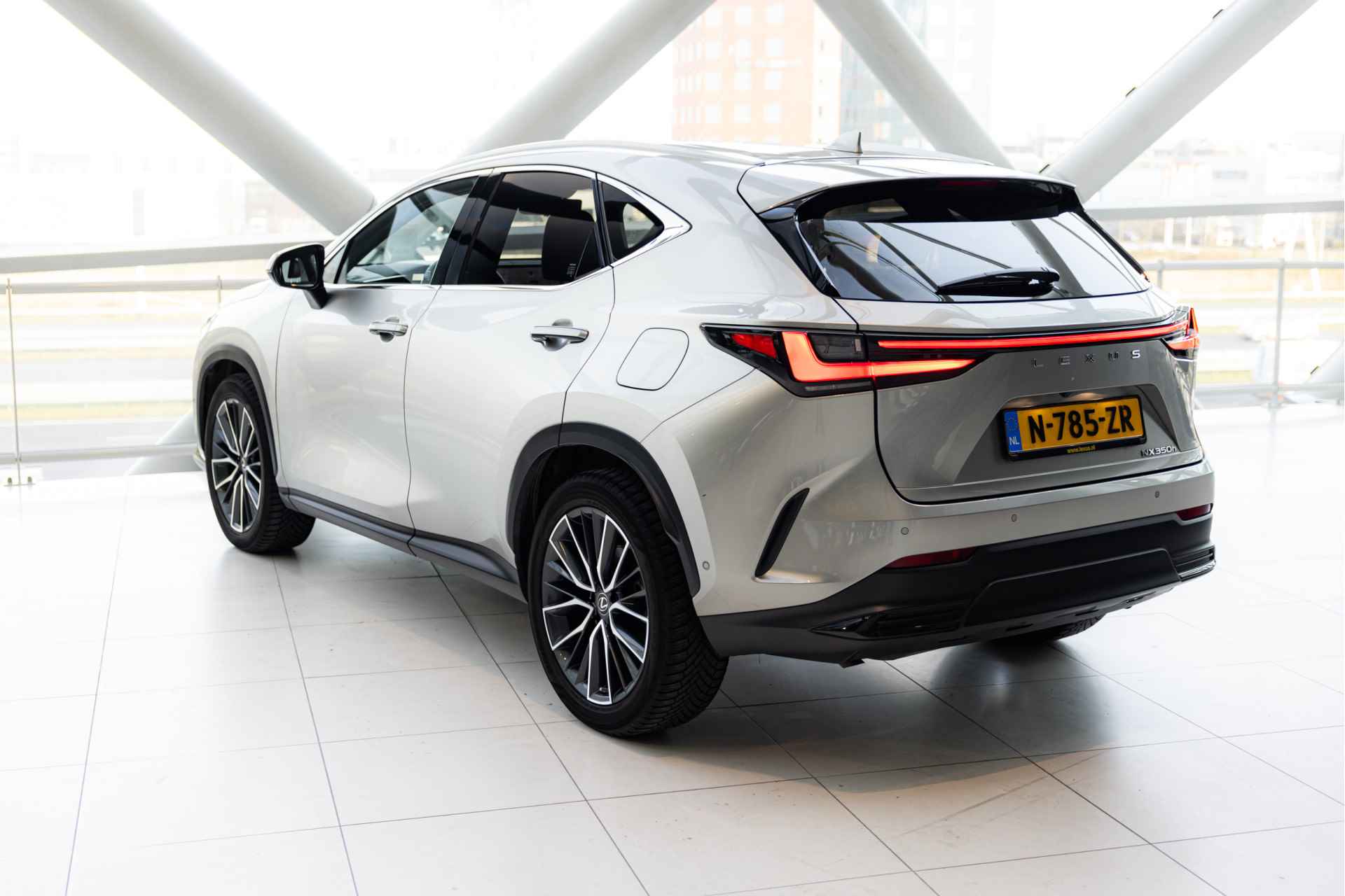 Lexus NX 350h AWD Executive Line President Pack | Mark Levinson | Stoelverwarming & Verkoeling | Adaptieve Cruise Control | - 14/64