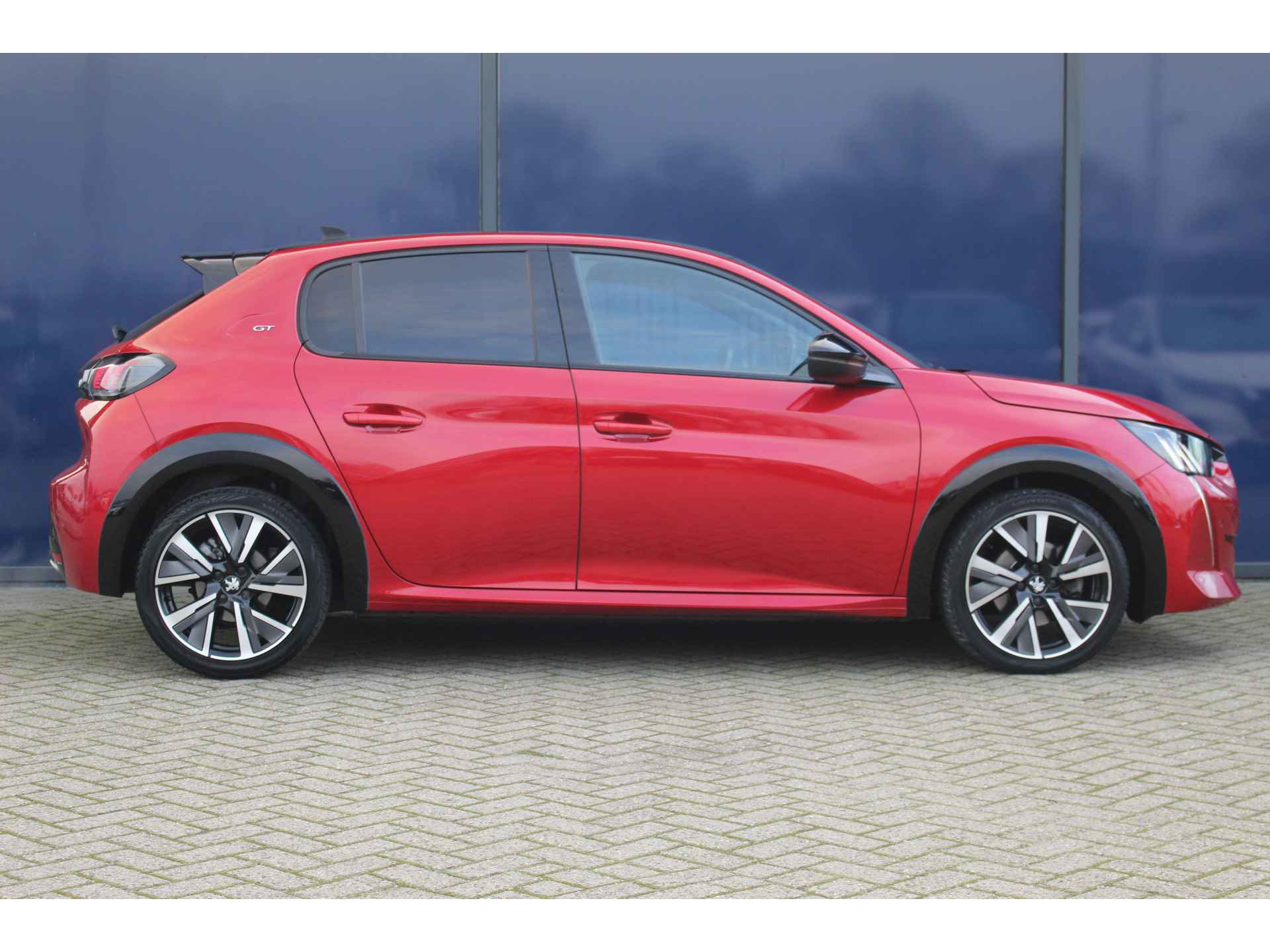 Peugeot 208 1.2 PureTech 130 Pk GT | Camera | Carplay | Leder/Stof | Dode hoek | 17" LMV | Getint glas | Sfeer S - 10/36