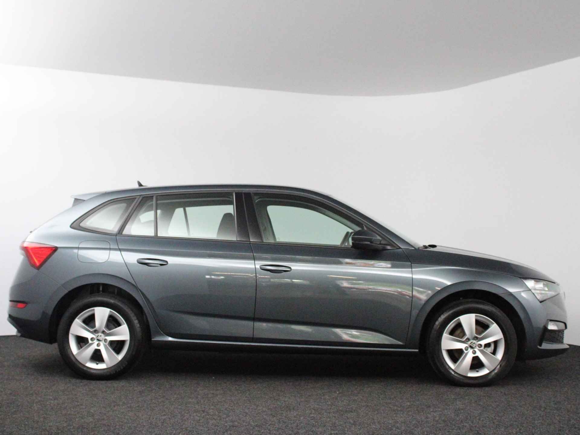 Skoda Scala 1.0 TSI Ambition | Airco | Apple CarPlay / Android auto Navi | LMV | PDC | Cruise | Bluetooth | - 4/38