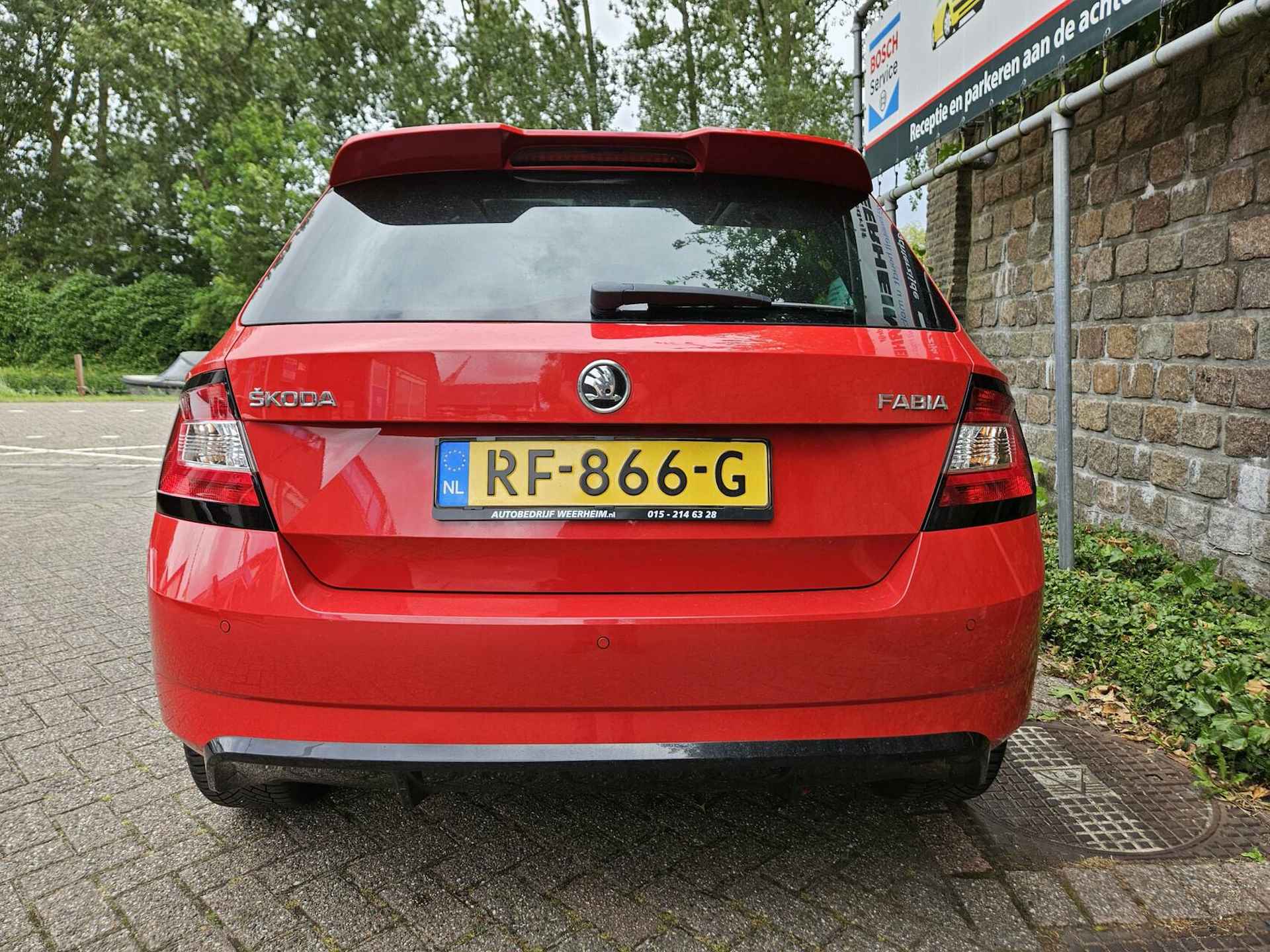 Skoda Fabia 1.0 TSI Monte Carlo - 11/45