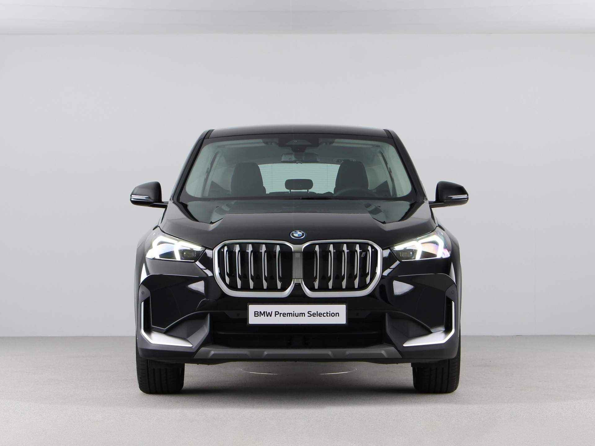 BMW iX1 xDrive30 - 7/23