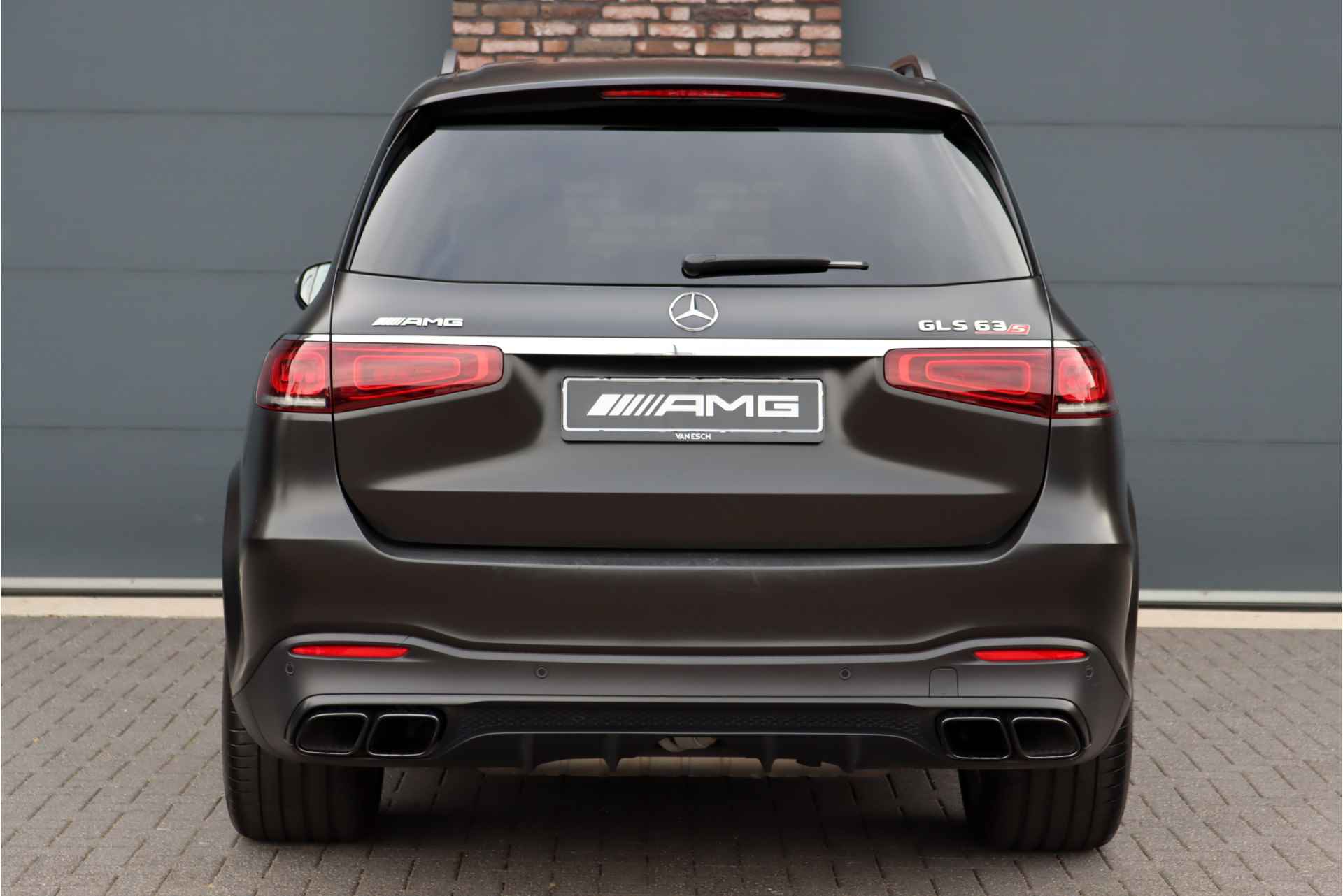 Mercedes-Benz GLS AMG 63 4MATIC+ Premium+ Aut9 | Airmatic | Distronic+ | Panoramadak | MBUX Tablet | Massage | Carbon | Stoelventilatie | Verwarmd Stuurwiel | AMG Drive Unit | - 16/56