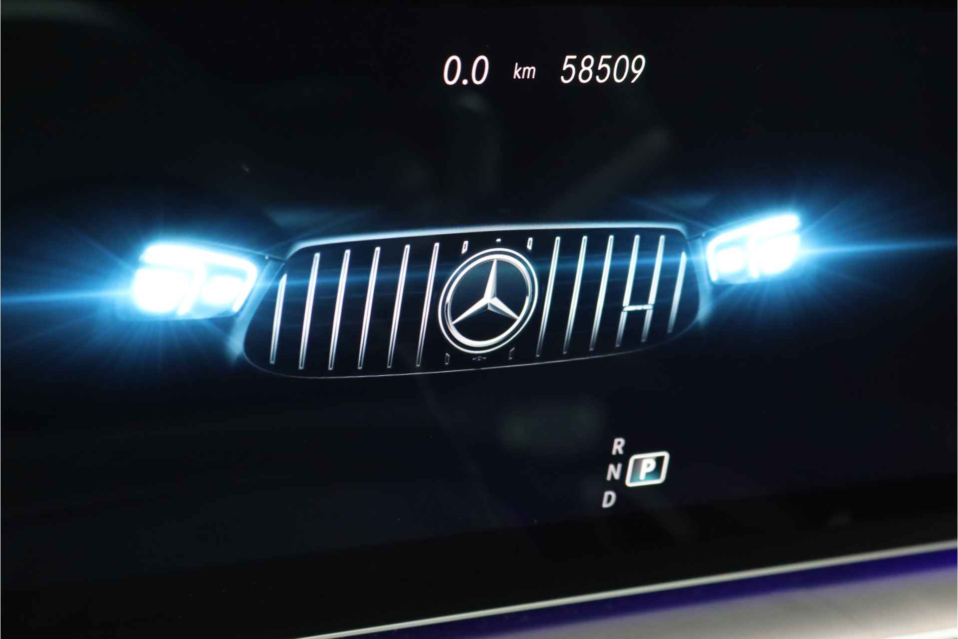 Mercedes-Benz GLS AMG 63 4MATIC+ Premium+ Aut9 | Airmatic | Distronic+ | Panoramadak | MBUX Tablet | Massage | Carbon | Stoelventilatie | Verwarmd Stuurwiel | AMG Drive Unit | - 29/56