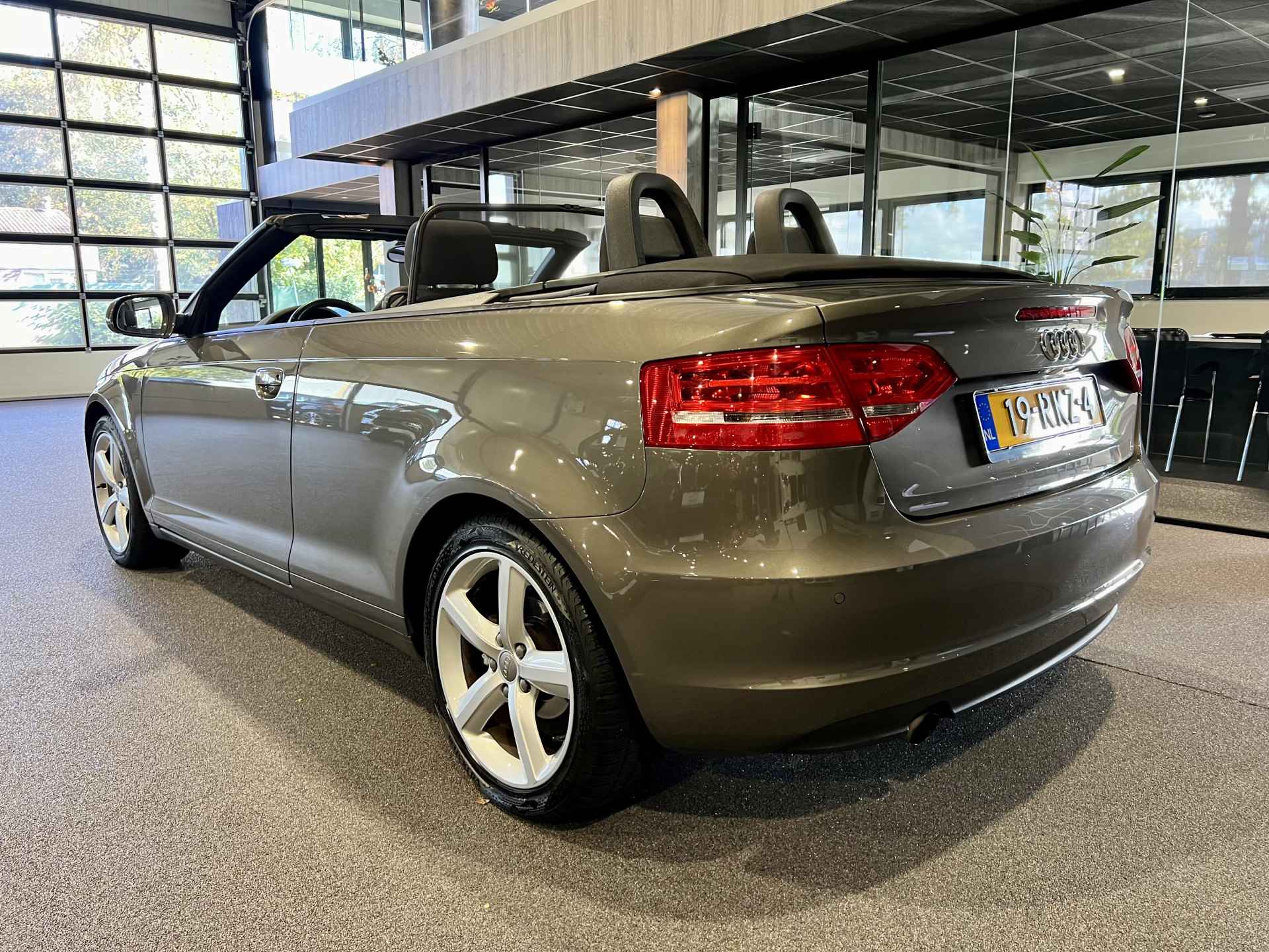 Audi A3 Cabriolet 1.2 TFSI Ambition Pro Line Business LED | Xenon | Airco | Stoelverwarming |  Cruise | - 4/34