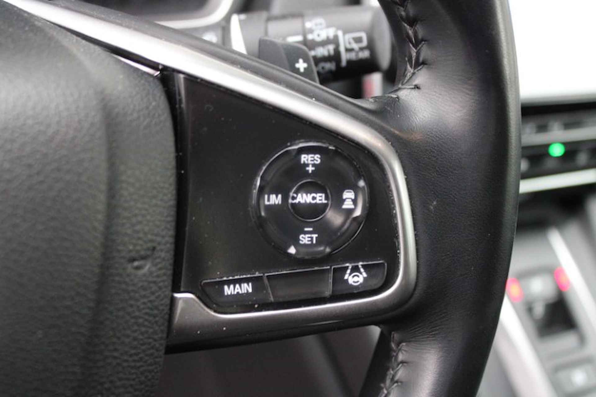Honda CR-V 2.0 HYBRID 184pk AUTOMAAT Lifestyle | Dodehoek detectie | Elec bedienbare Airconditioning | Parkeersensoren voor & Achter met Camera - 18/39