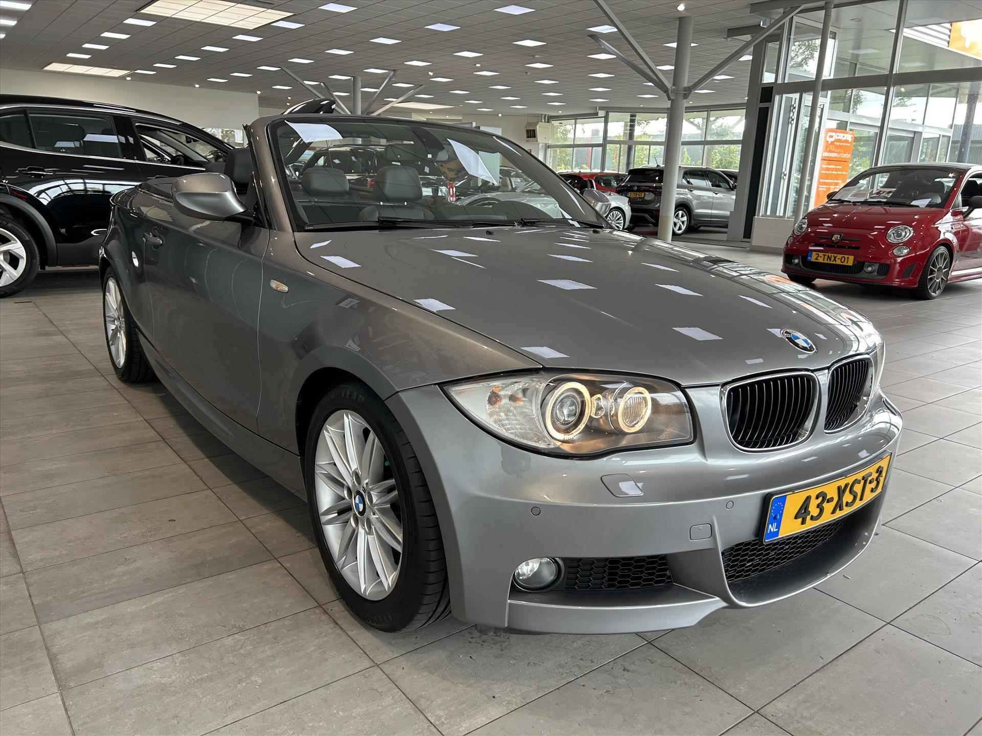 BMW 1-serie 118i Executive M-pakket | Automaat | Grijs - 4/27