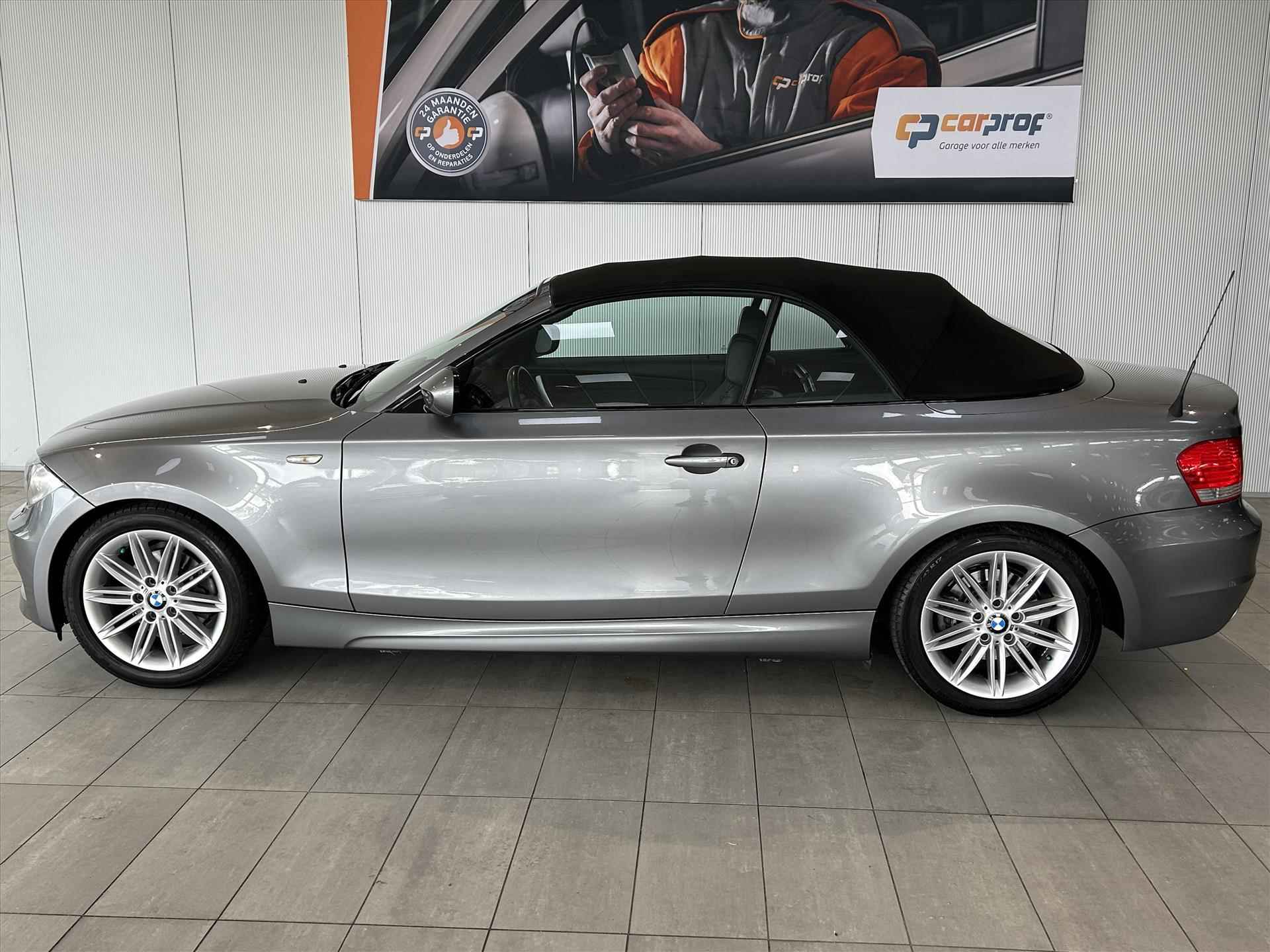 BMW 1-serie 118i Executive M-pakket | Automaat | Grijs - 25/27