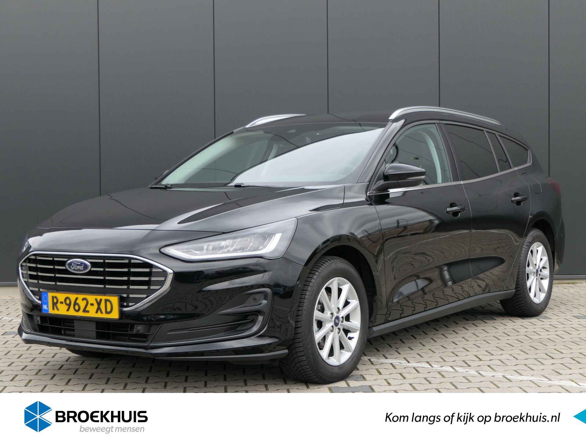 Ford Focus Wagon 1.0 EcoBoost Hybrid Titanium | Navigatie | Sync4 | Winterpack | Camera | LED | DAB | CarPlay/Android Auto | Voorruit Verwarming bij viaBOVAG.nl
