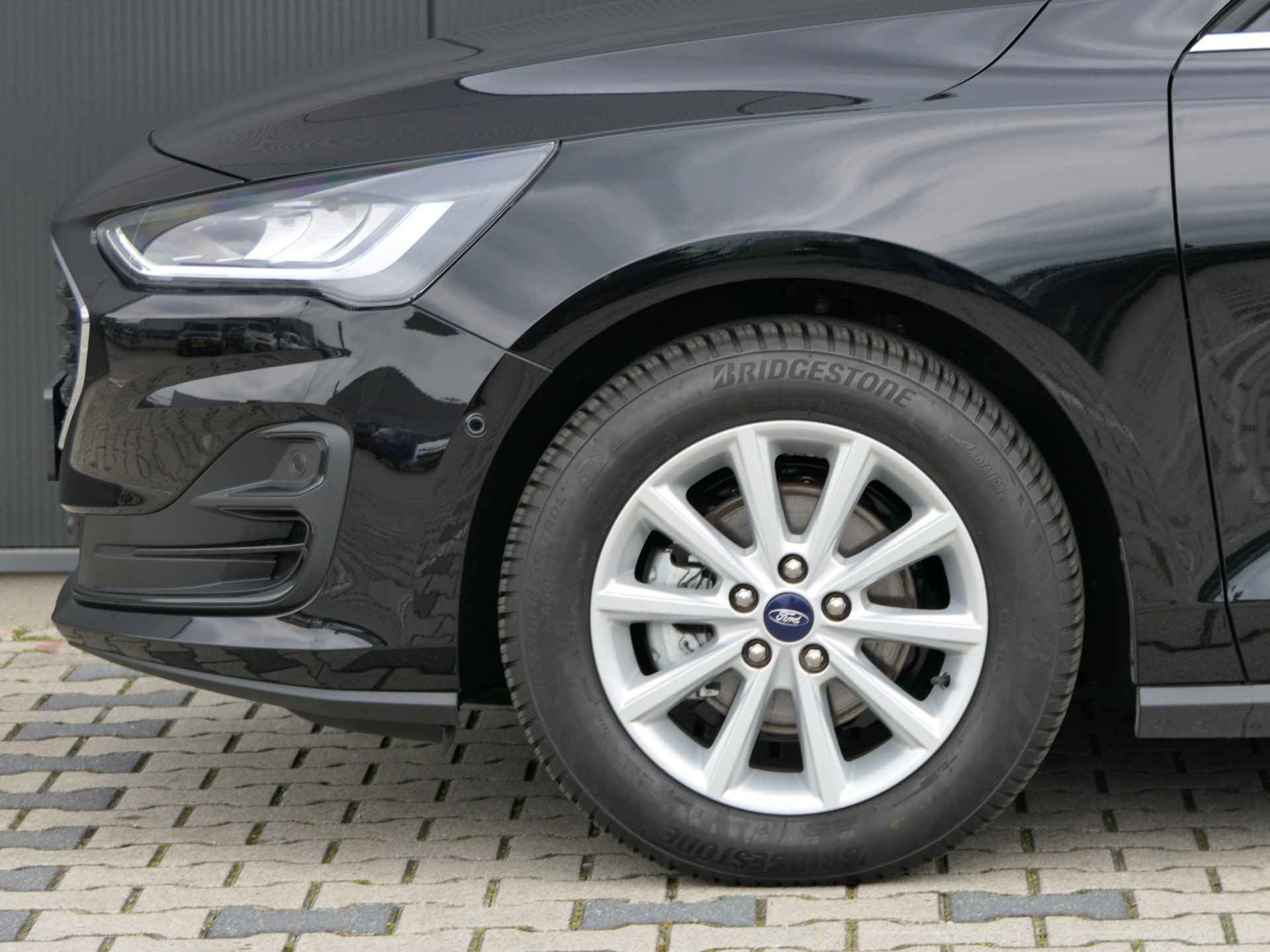 Ford Focus Wagon 1.0 EcoBoost Hybrid Titanium | Navigatie | Sync4 | Winterpack | Camera | LED | DAB | CarPlay/Android Auto | Voorruit Verwarming - 15/34