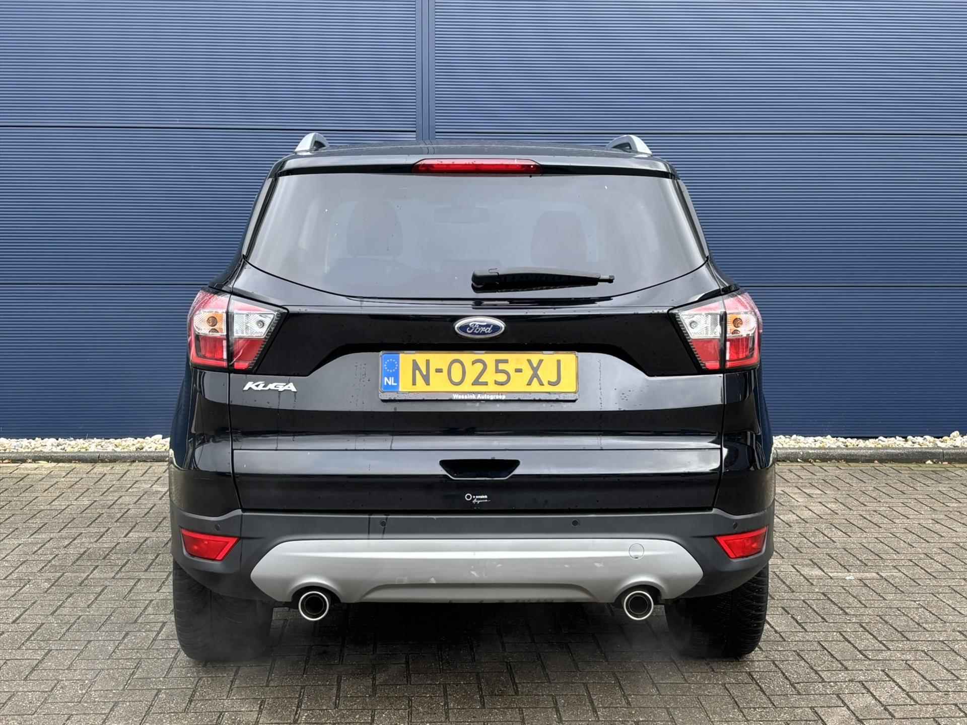 Ford Kuga 1.5 EcoBoost 150PK 2WD Titanium | Navigatie | Cruise Control | Parkeersensoren voor & achter - 4/30