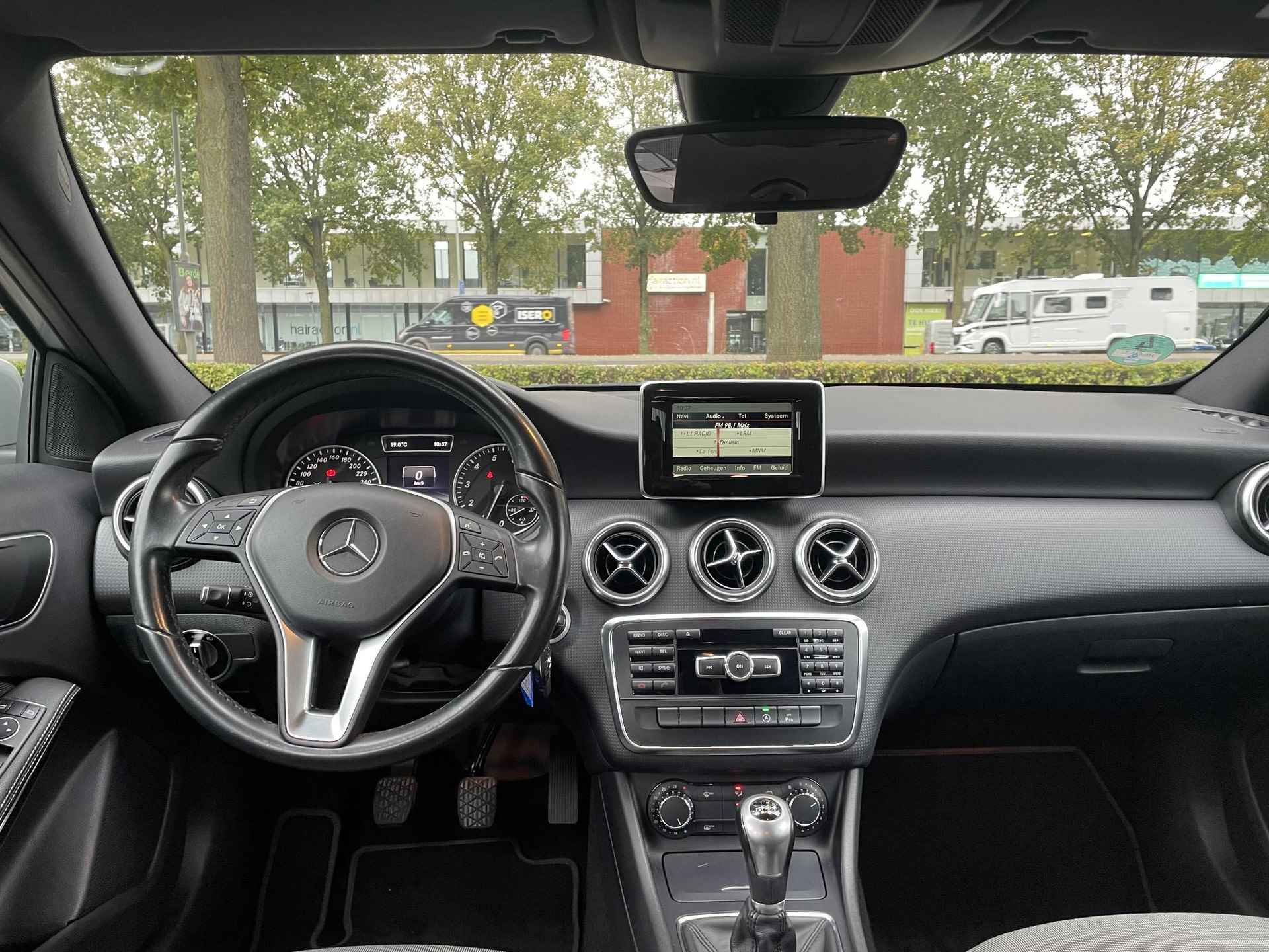 Mercedes-Benz A-klasse 180 AMBITION Nav., Trekhaak, Cruise ctrl, Parkeersensoren v/a, - 13/27